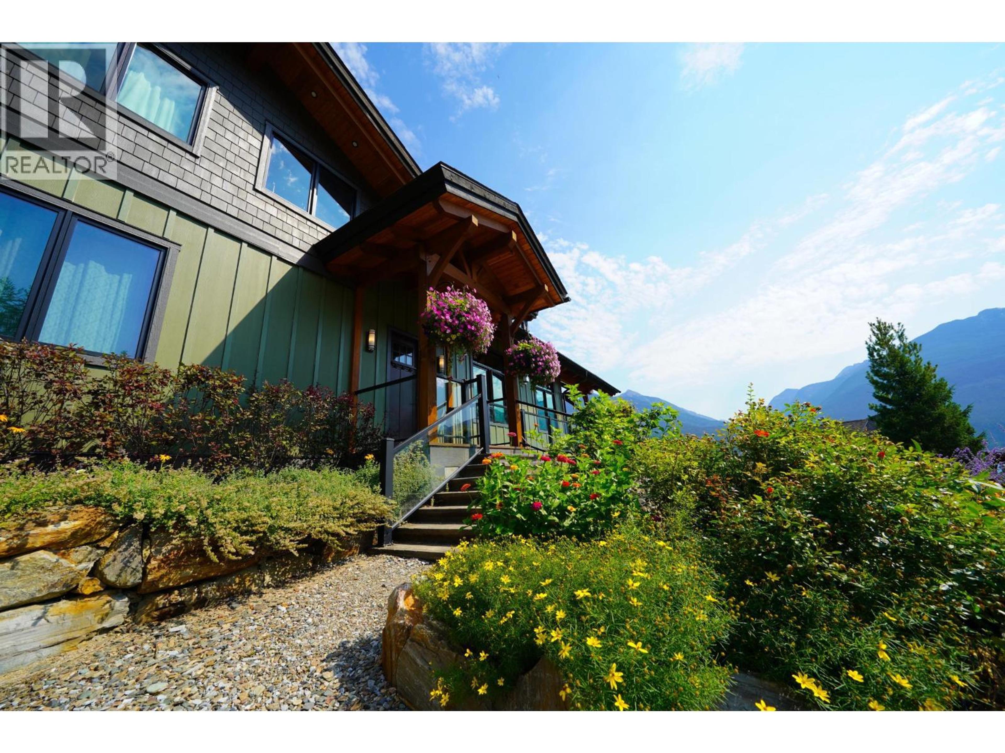 23 Birchgrove Bend, Kaslo - Exteriors - Photo 7