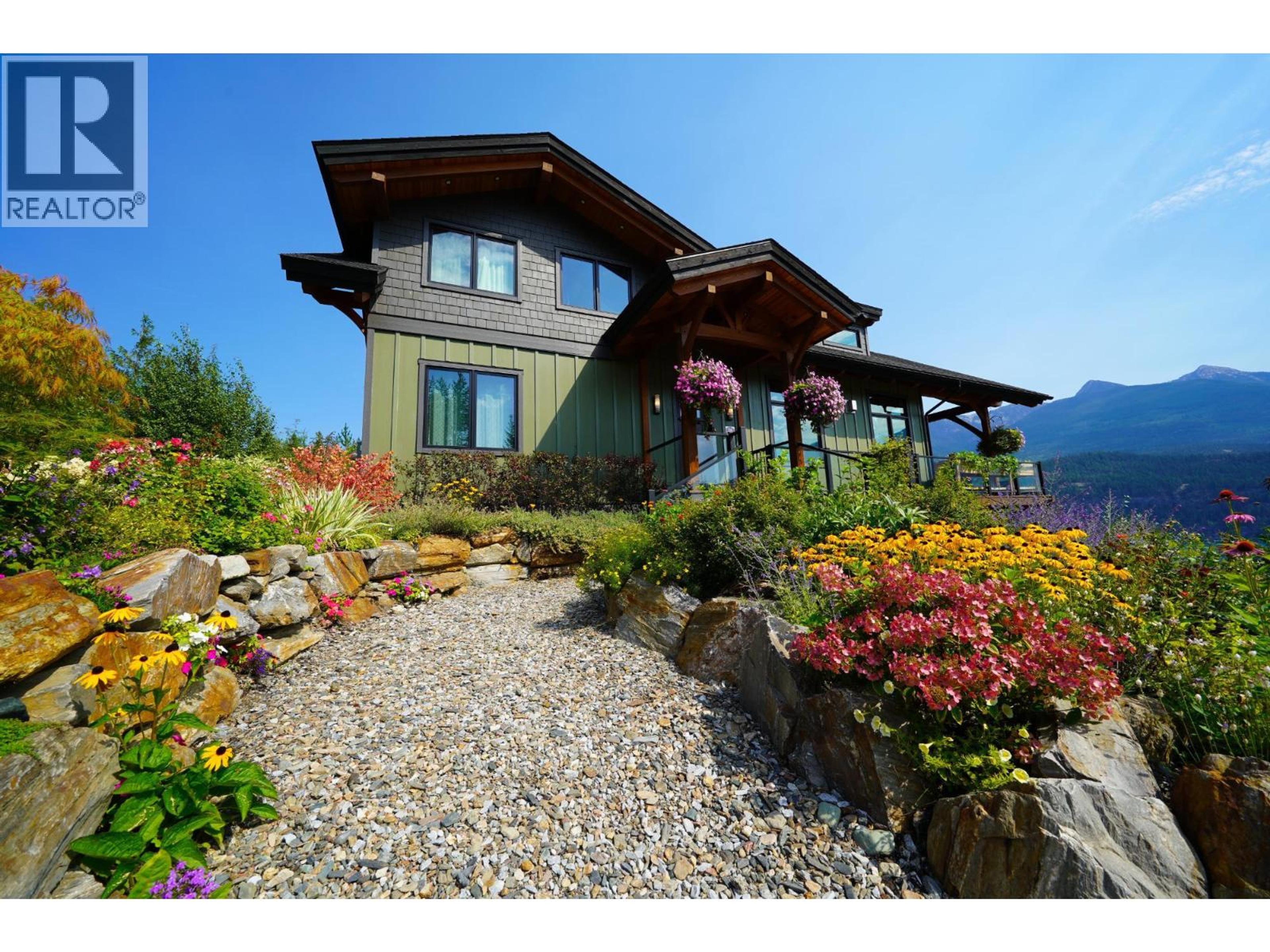 23 Birchgrove Bend, Kaslo - Exteriors - Photo 8