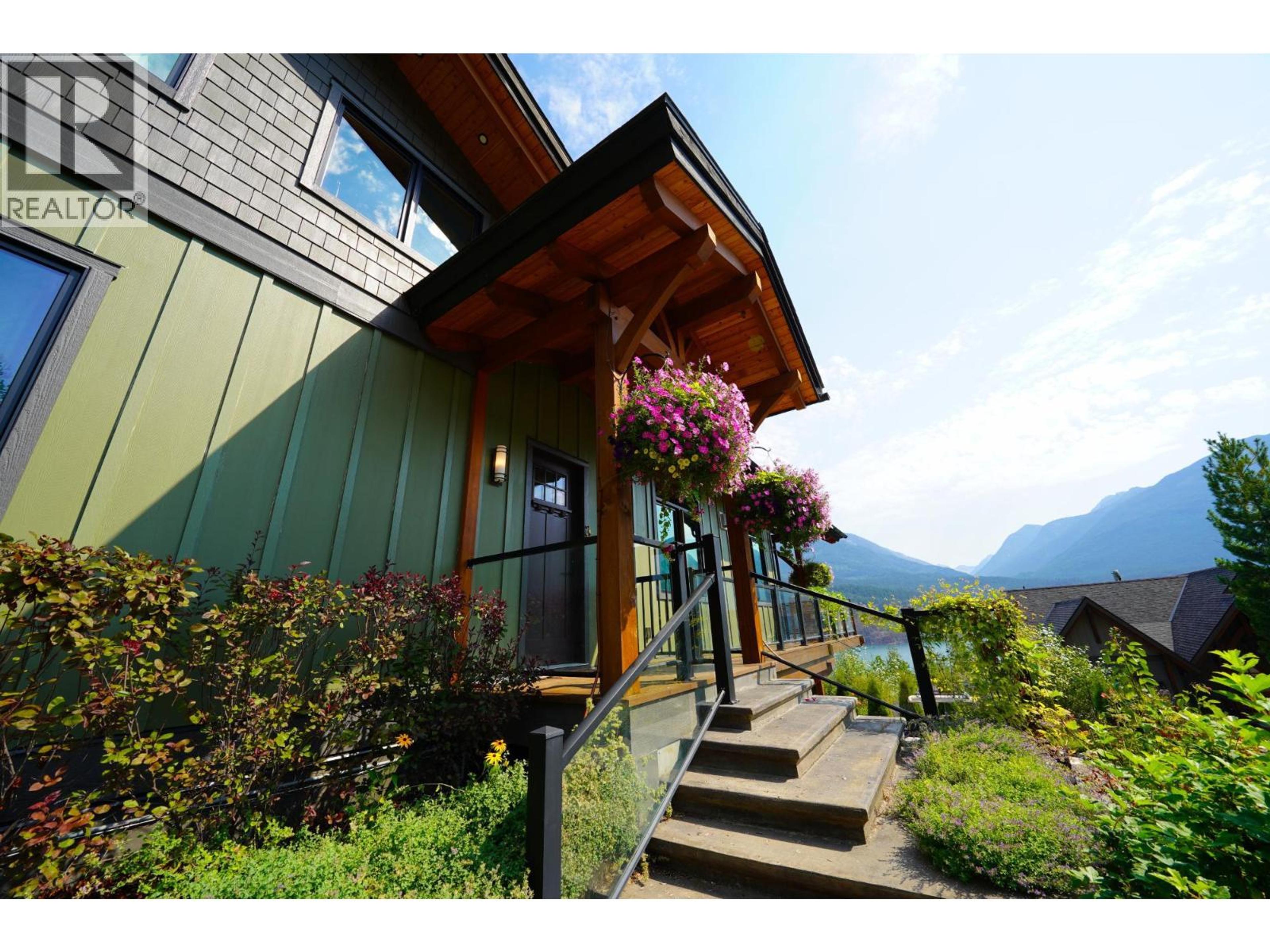23 Birchgrove Bend, Kaslo - Exteriors - Photo 10