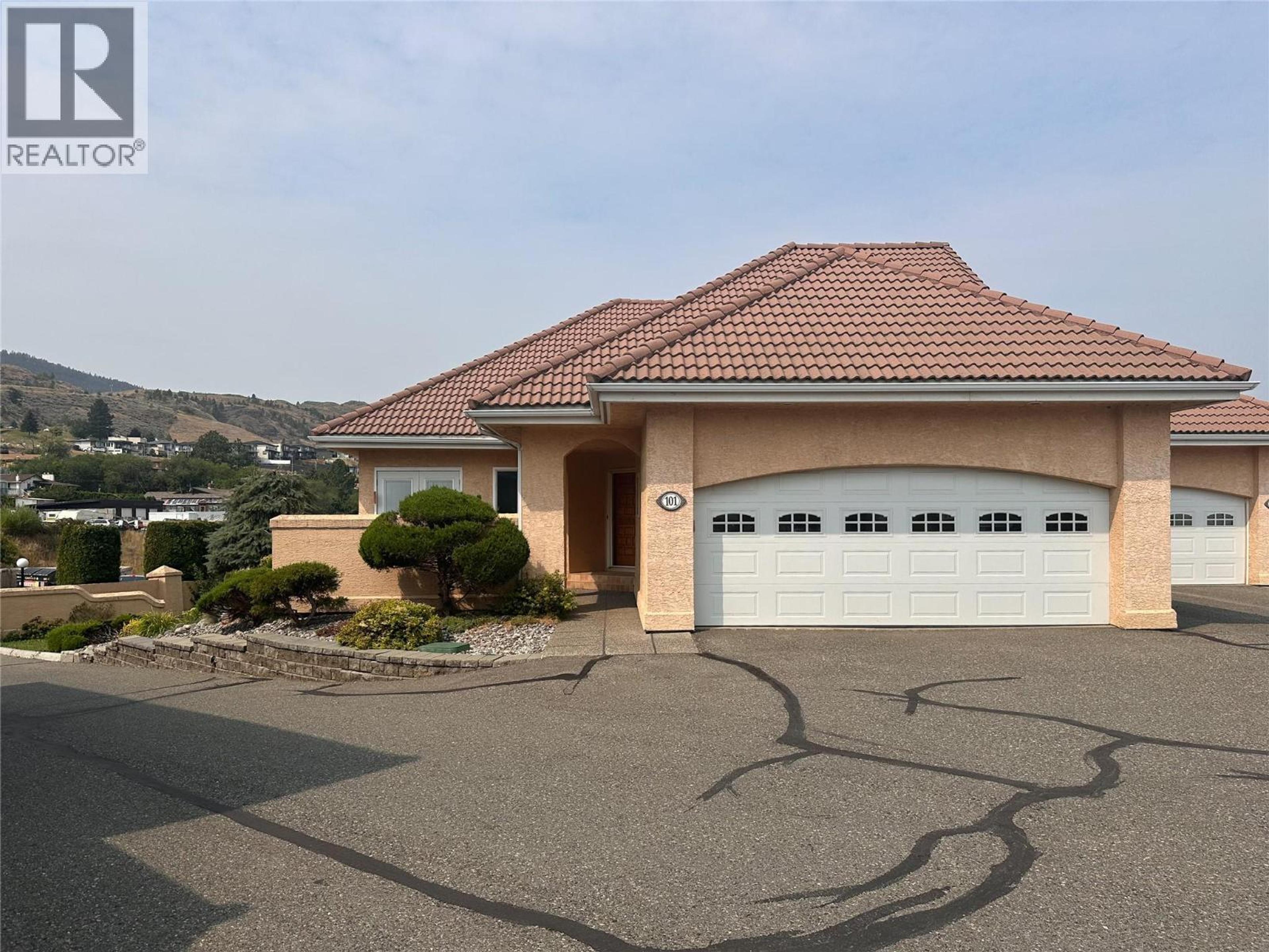 45 HUDSONS BAY Trail, Kamloops - Exteriors - Photo 1