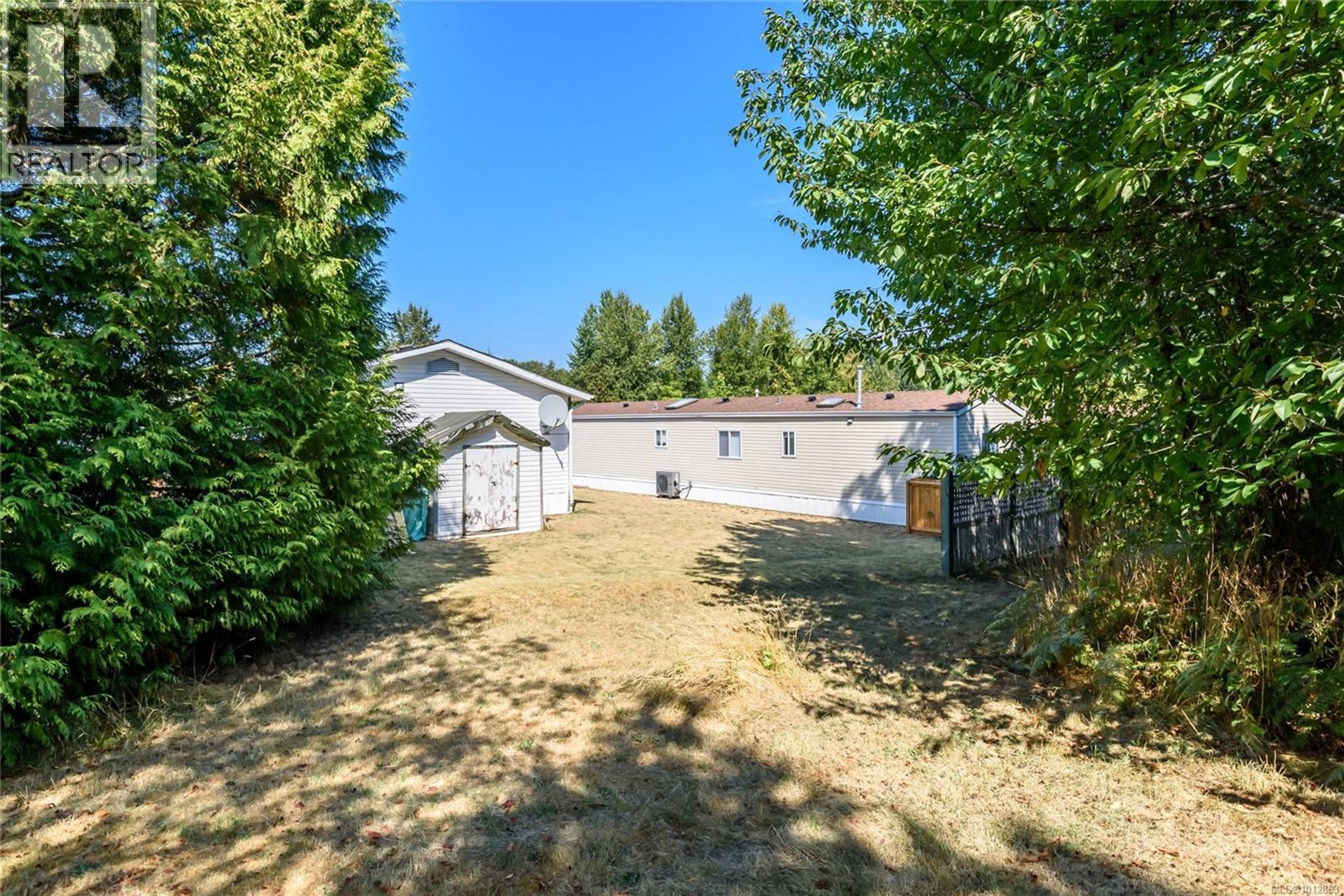 2200 Lambert Dr, Courtenay - Exteriors - Photo 3