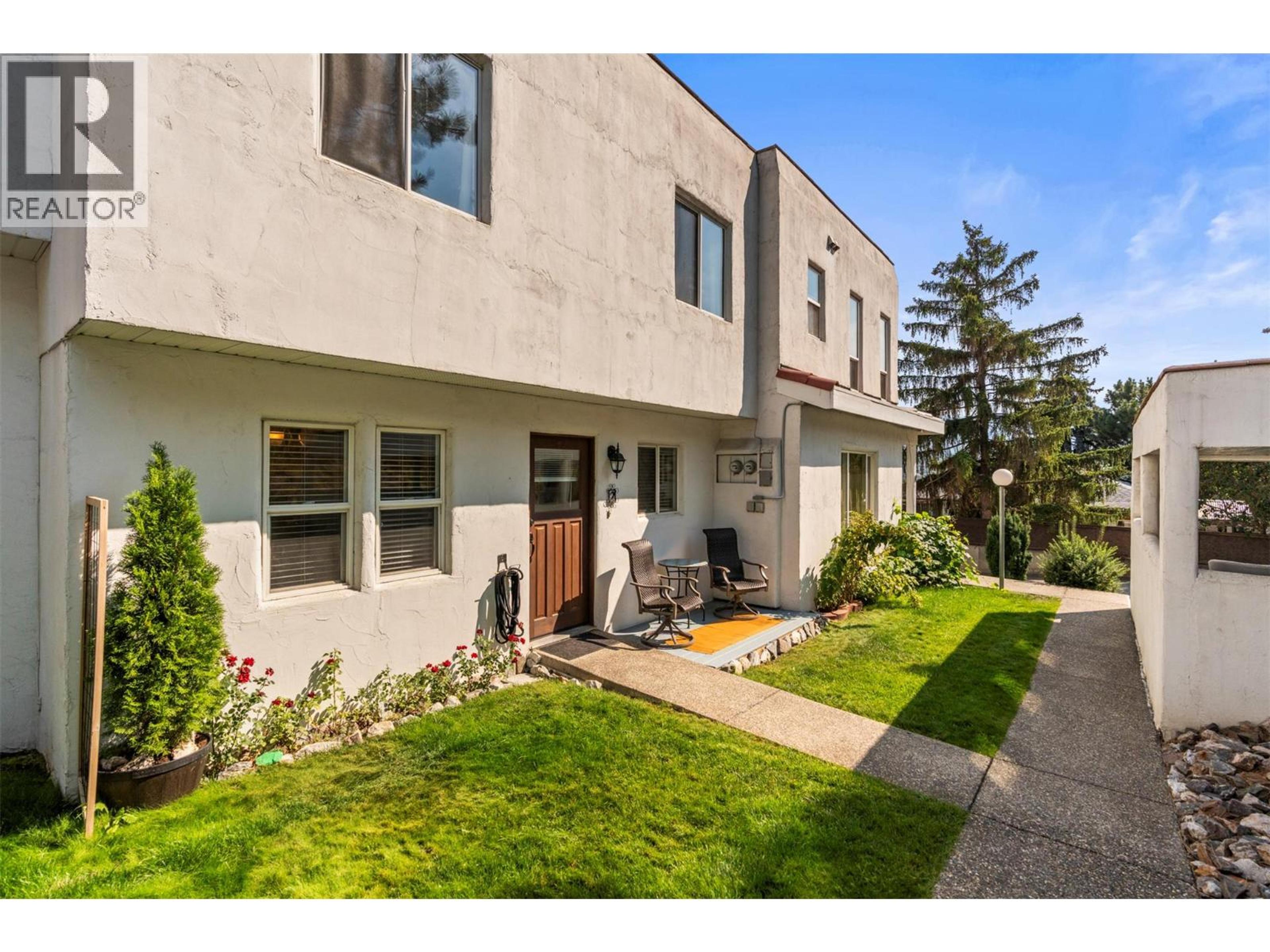 3901 35 Avenue, Vernon - Exteriors - Photo 2