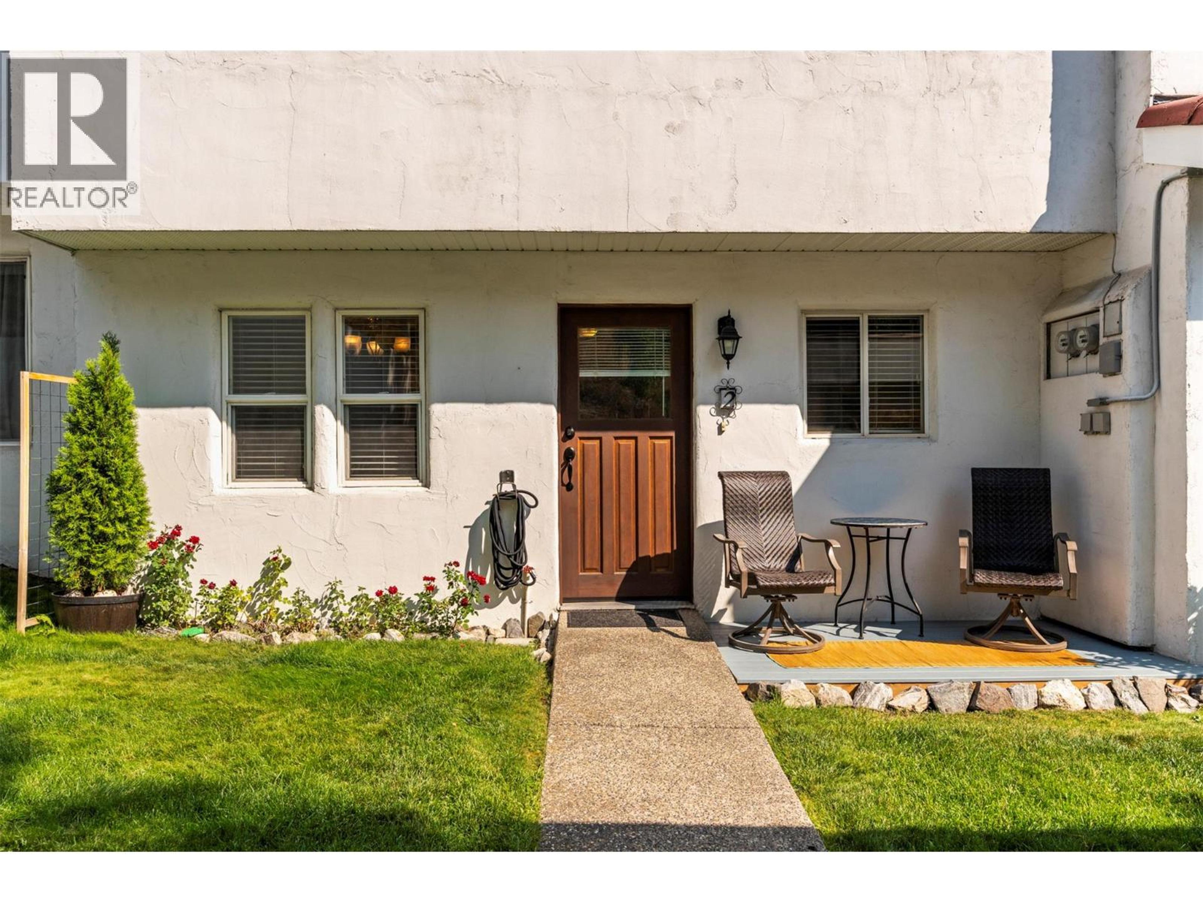 3901 35 Avenue, Vernon - Exteriors - Photo 3