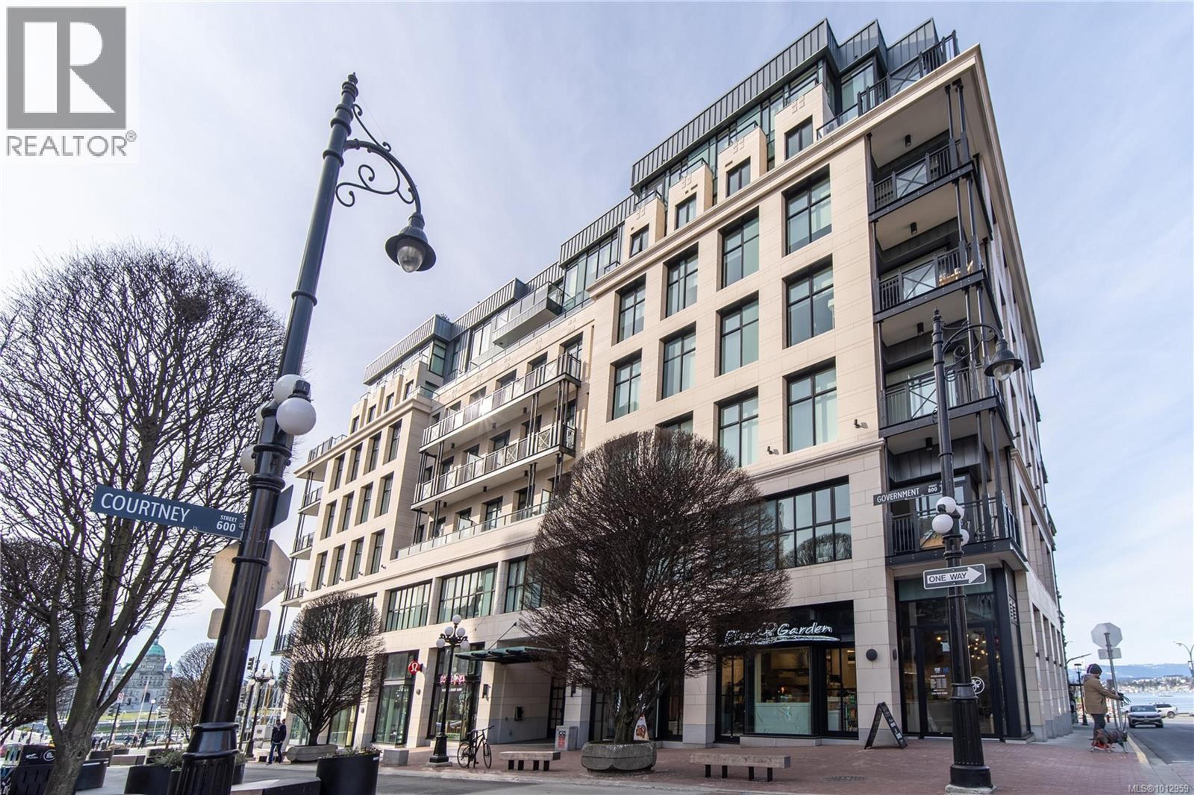 888 Government St, Victoria - Exteriors - Photo 3