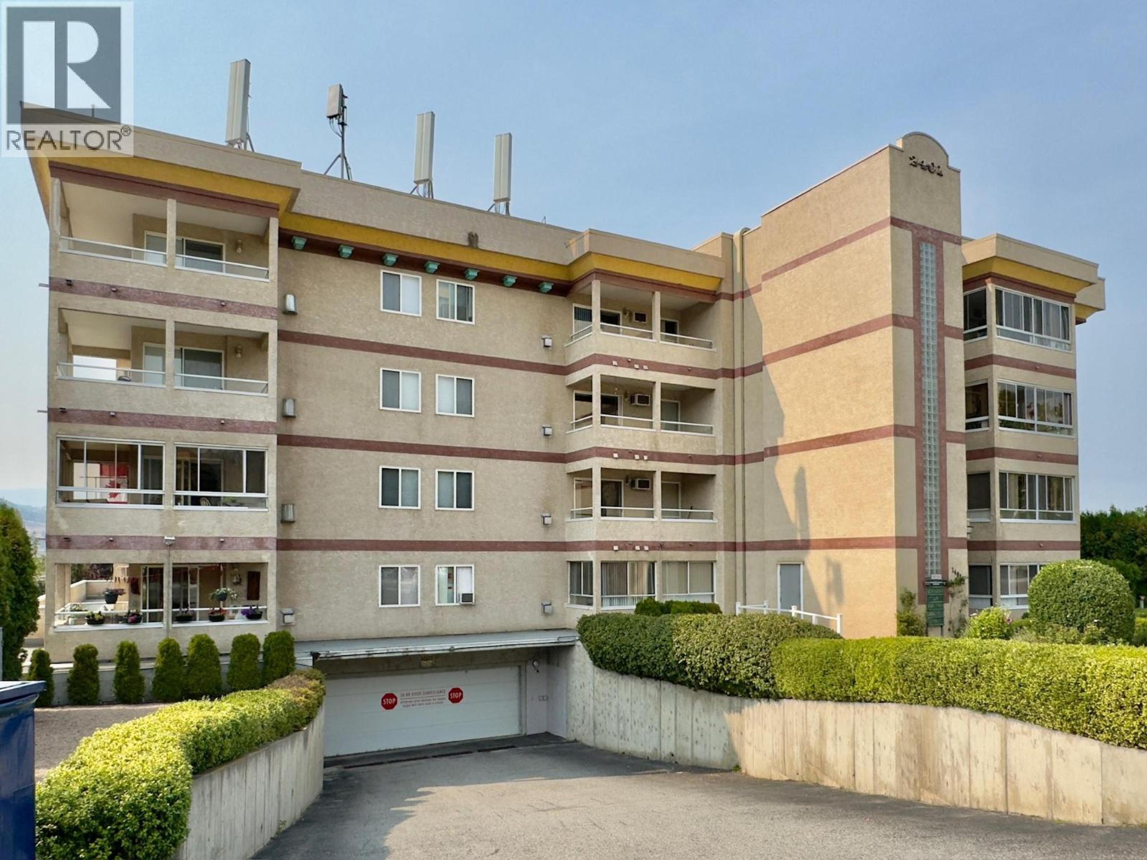 2401 SOUTH MAIN Street, Penticton - Exteriors - Full Complex View - Photo 2