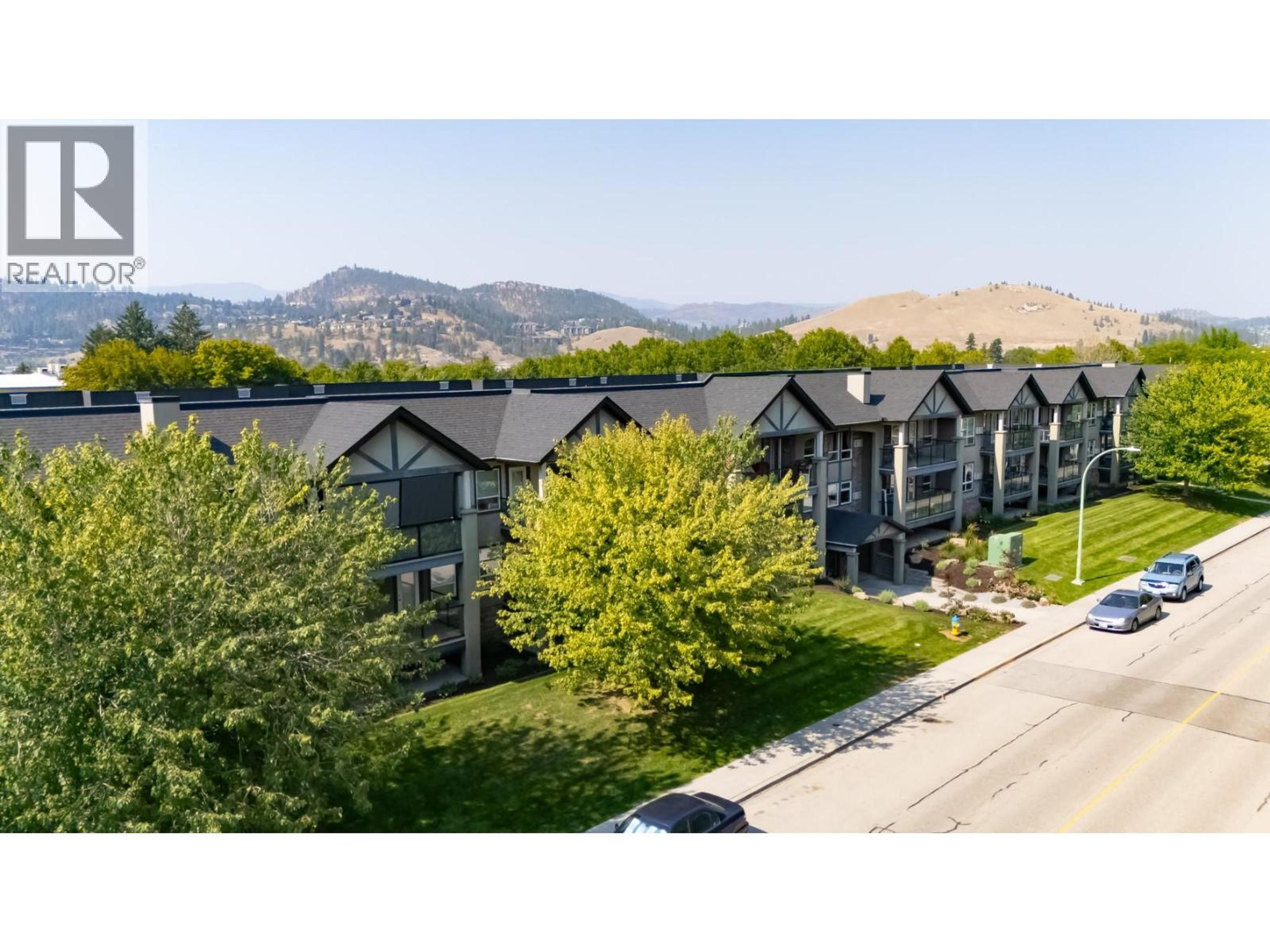 260 Franklyn Road, Kelowna - Exteriors - Full Complex View, Drone/Aerial View - Photo 1
