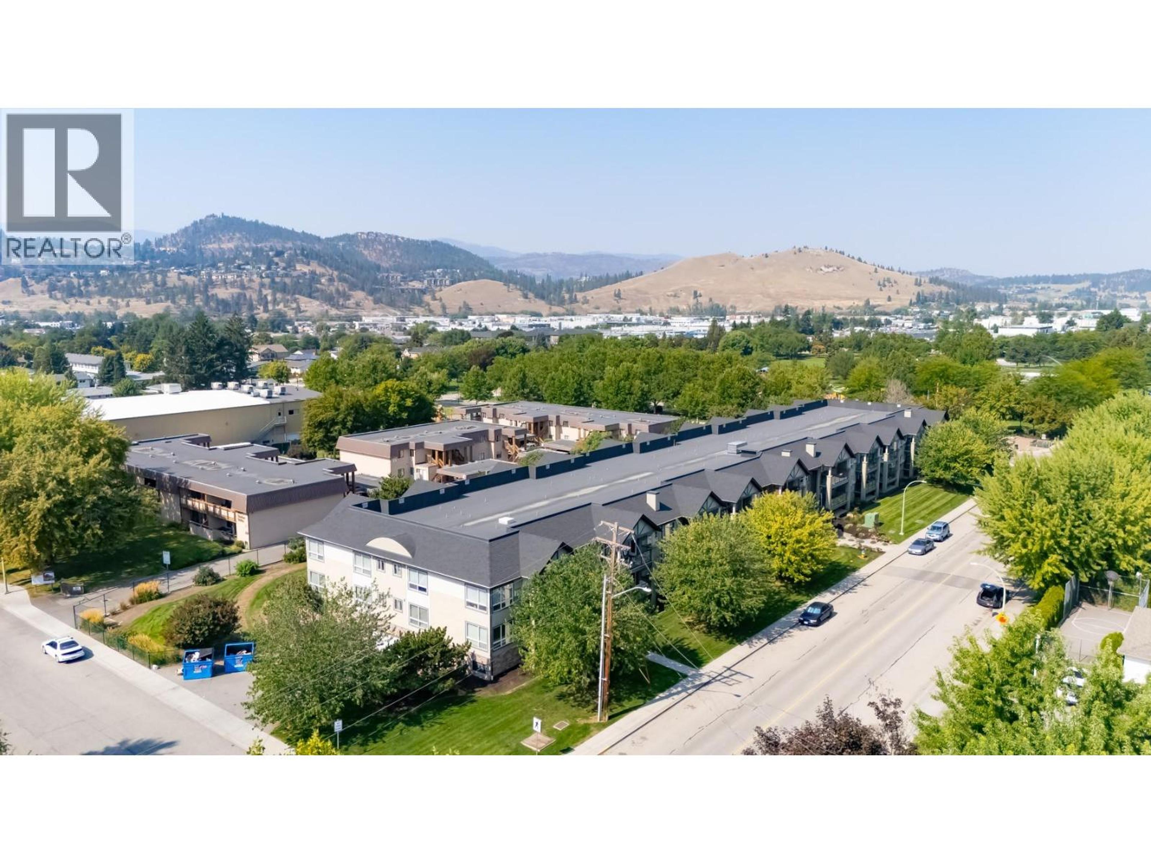 260 Franklyn Road, Kelowna - Exteriors - Full Complex View, Drone/Aerial View - Photo 3