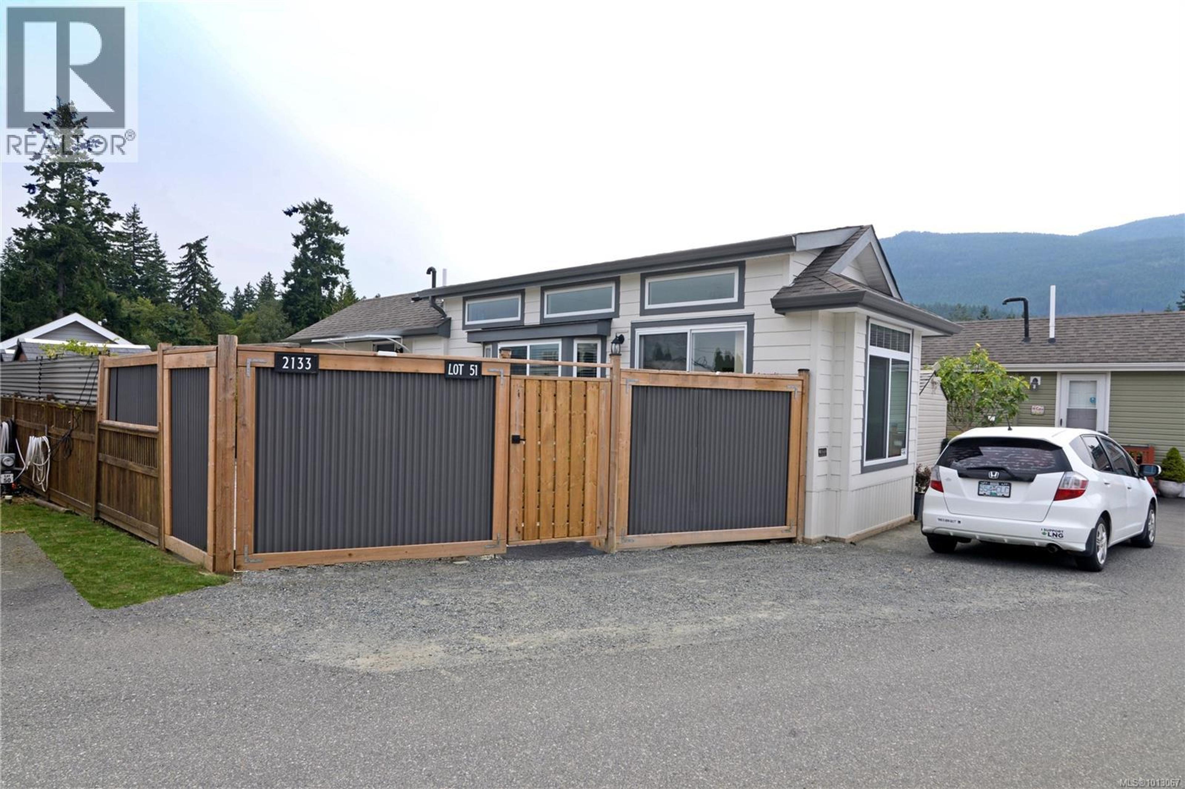 2139 Nimpkish Lake Way, Nanaimo - Exteriors - Photo 4