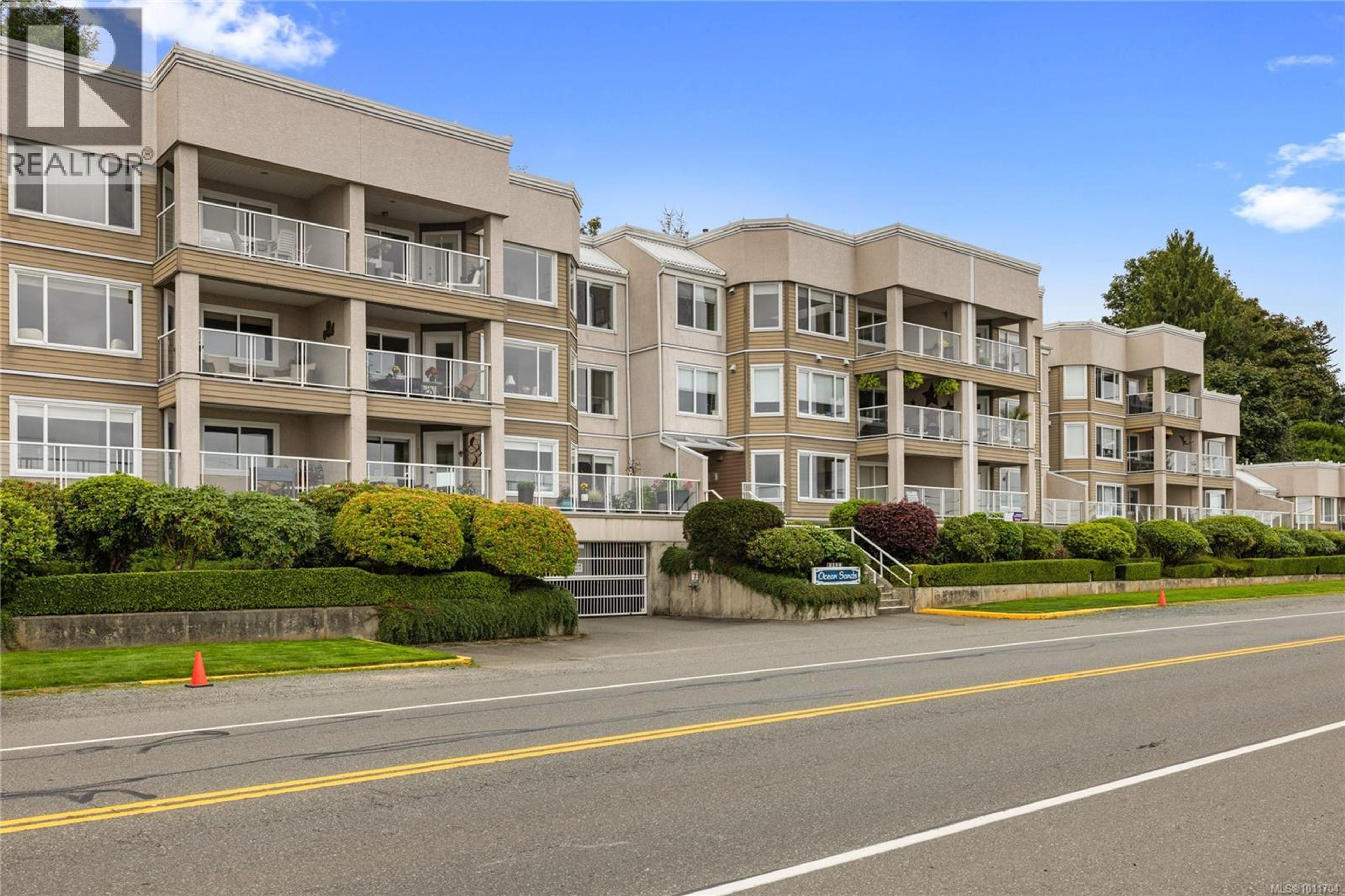 3156 Island Hwy W, Qualicum Beach - Exteriors - Full Complex View - Photo 2