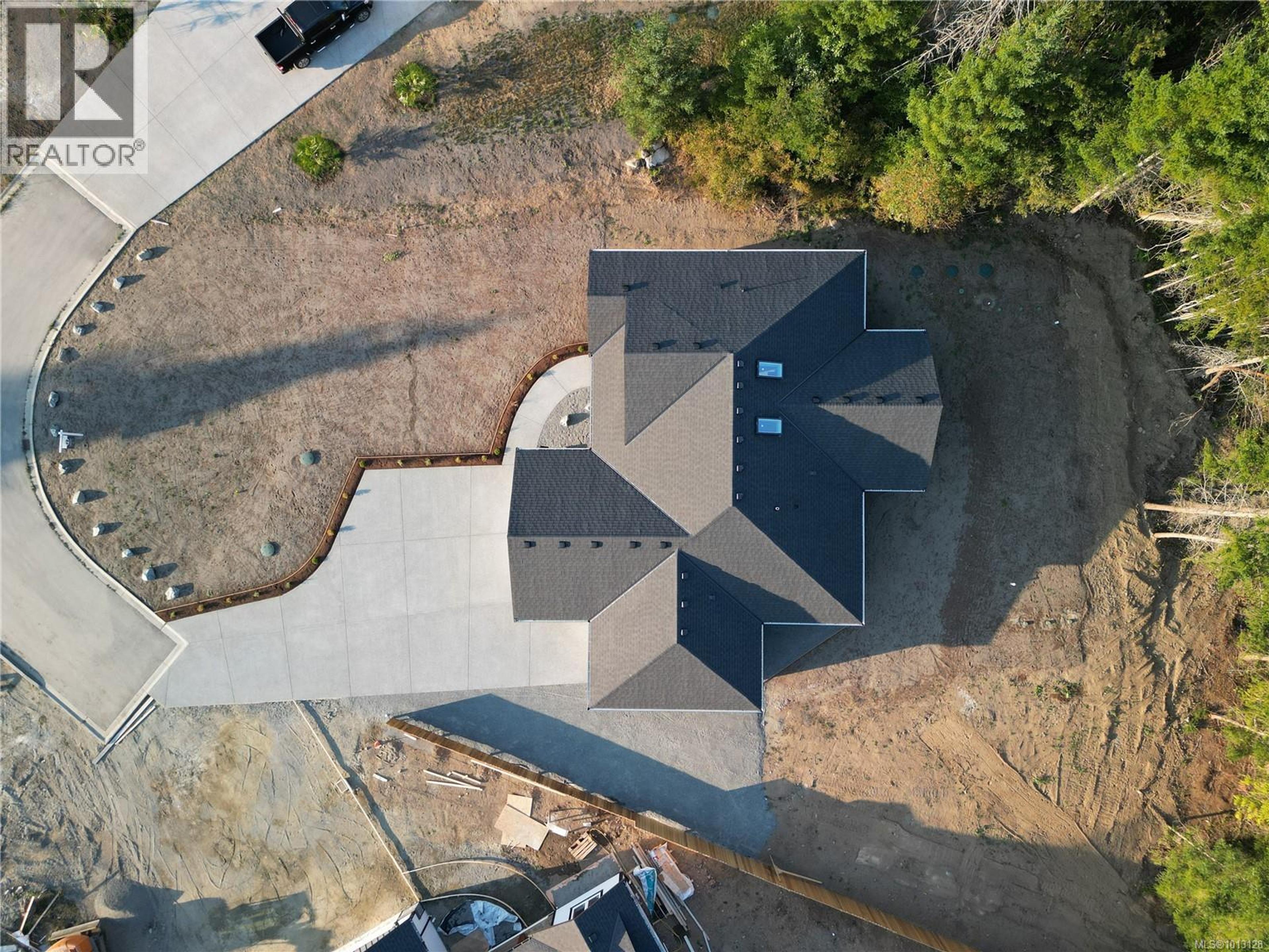 1944 Woobank Rd, Nanaimo - Exteriors - Drone/Aerial View - Photo 3