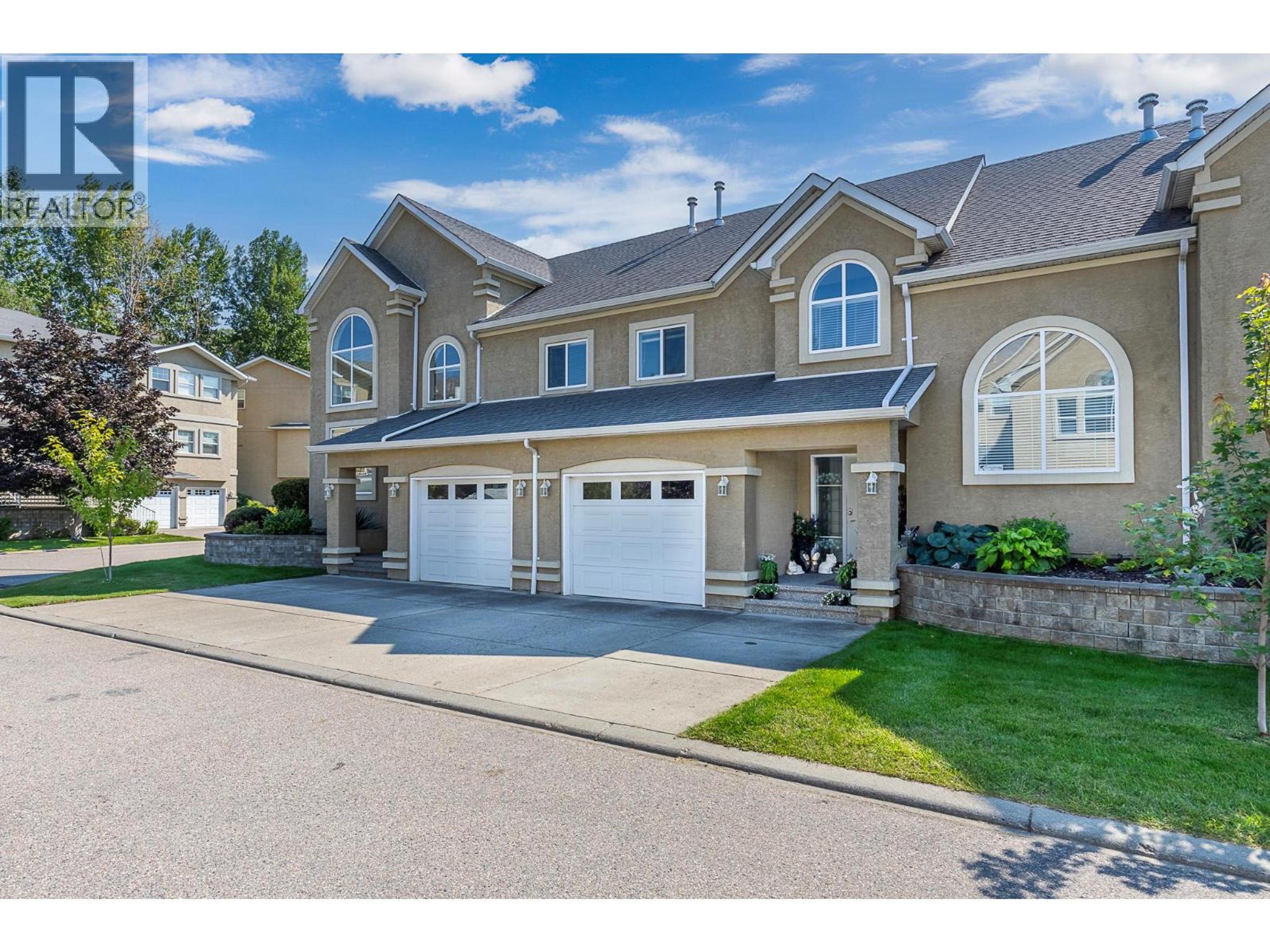 5501 20 Street, Vernon - Exteriors - Full Complex View - Photo 3