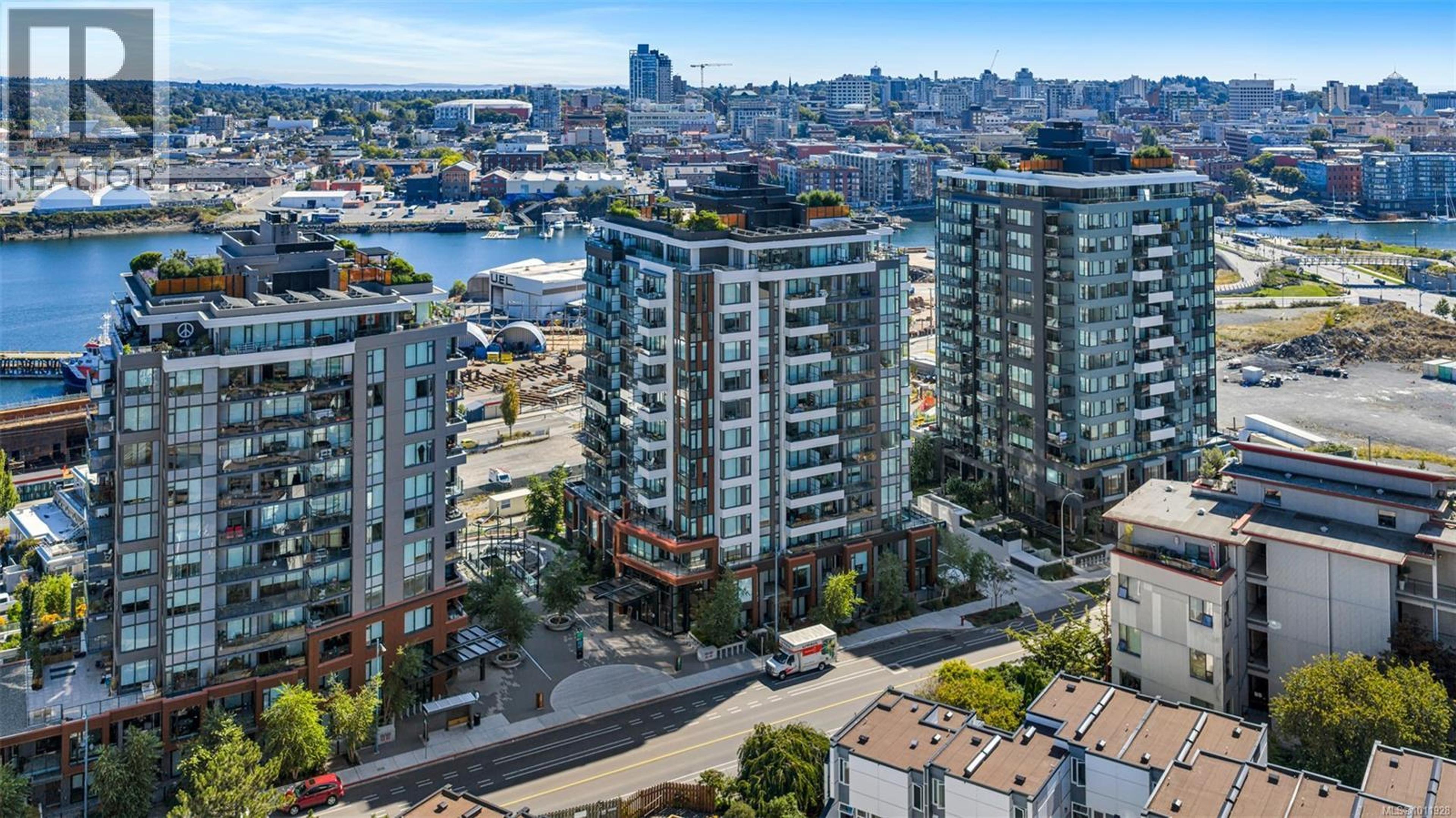 363 Tyee Rd, Victoria - Exteriors - Full Complex View, Drone/Aerial View - Photo 4