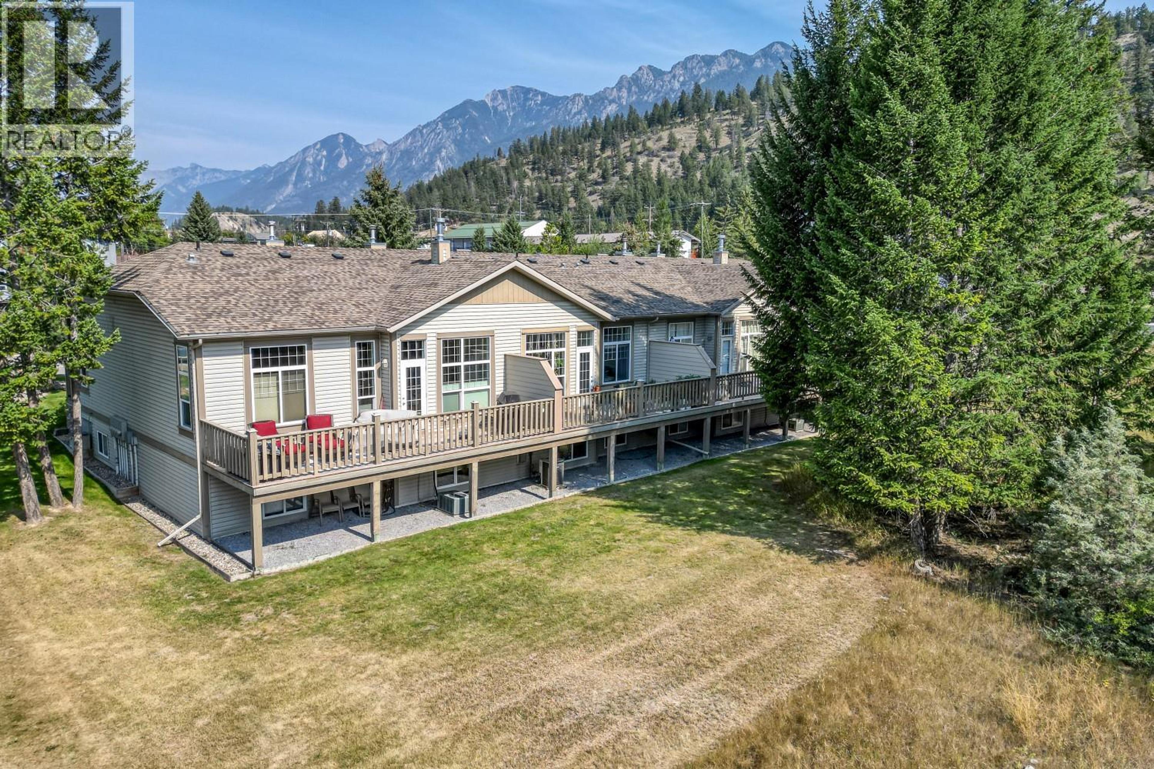 4880 Edelweiss Street, Radium Hot Springs - Exteriors - Full Complex View, Drone/Aerial View - Photo 3
