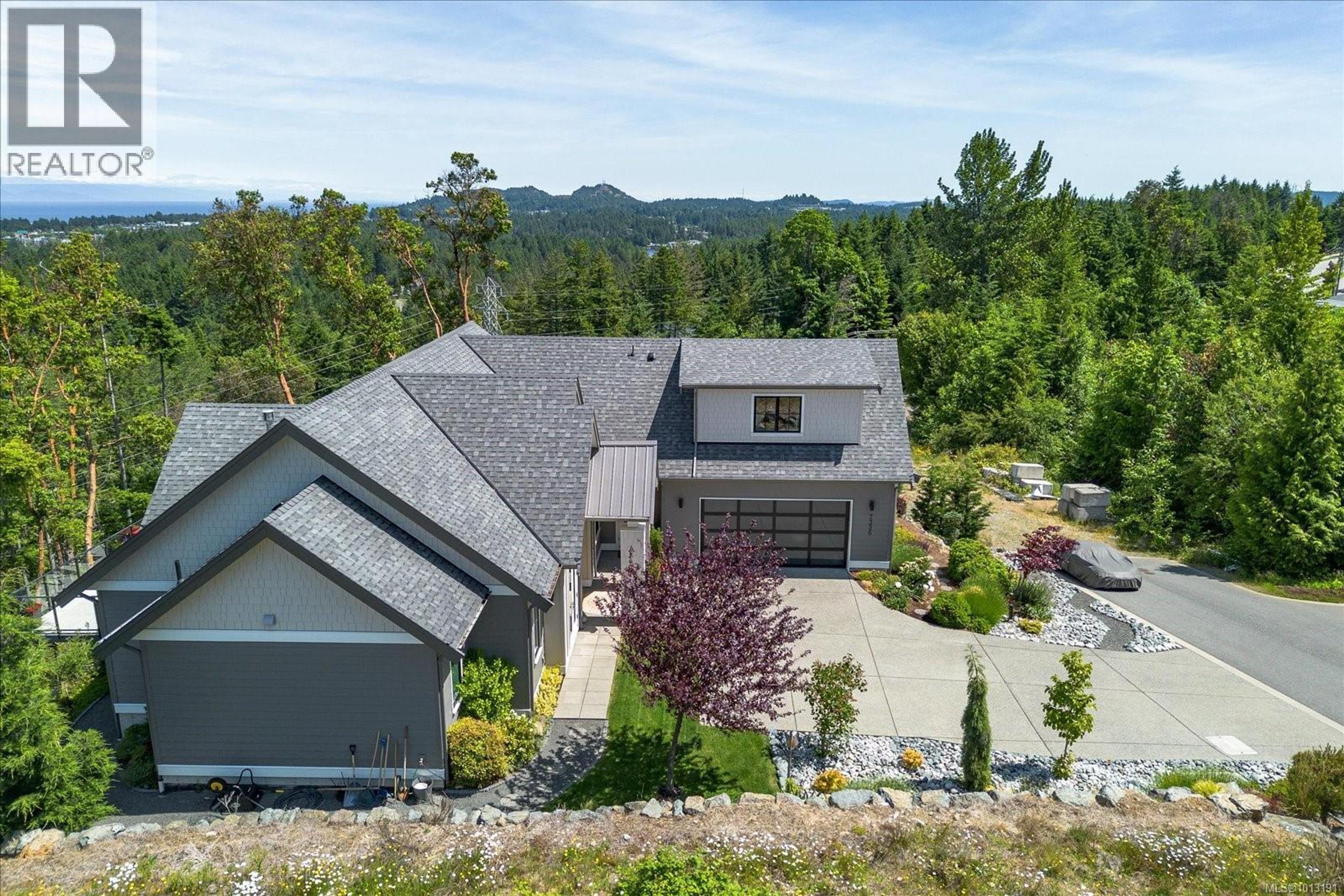 7336 High Ridge Cres, Lantzville - Exteriors - Drone/Aerial View - Photo 10