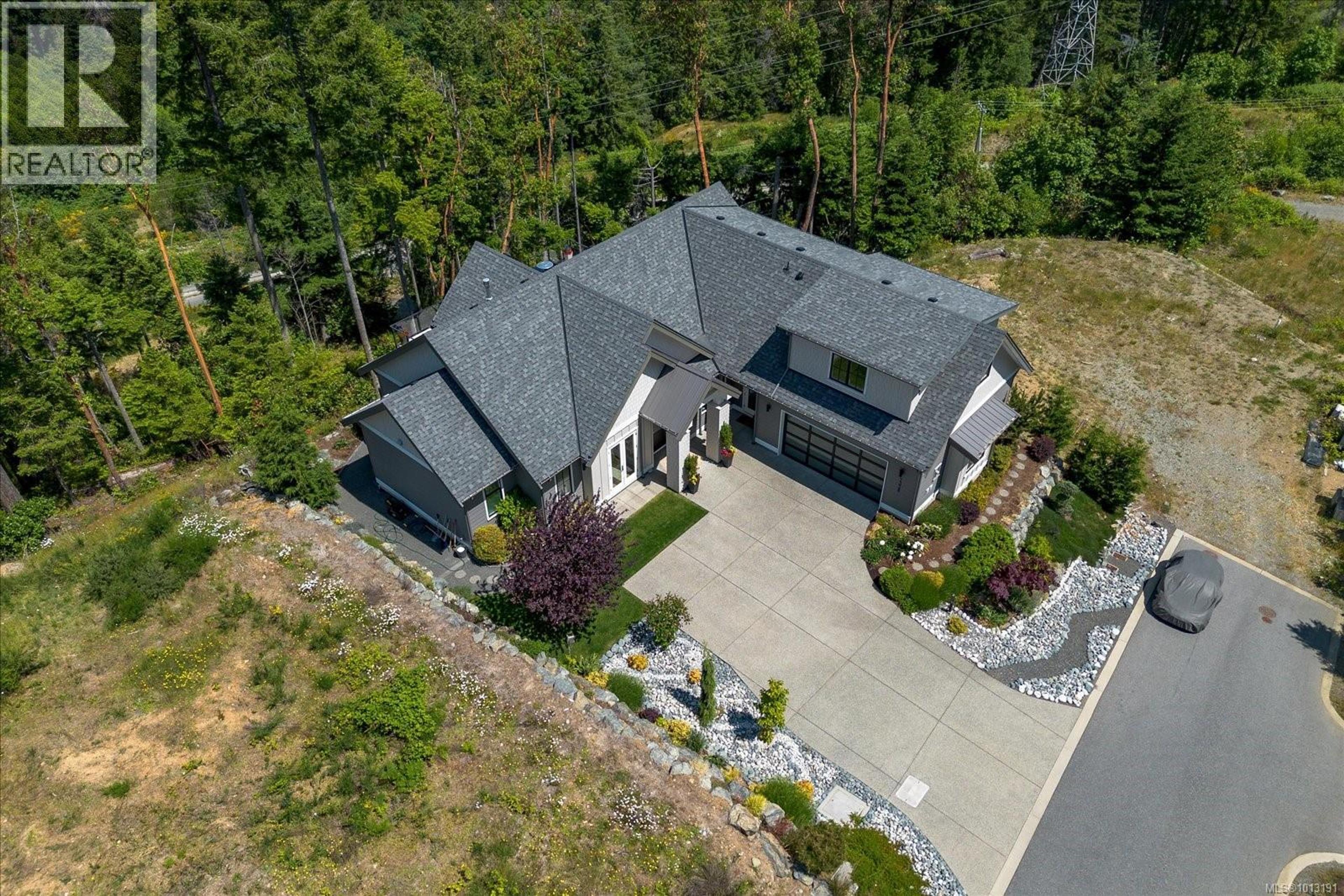 7336 High Ridge Cres, Lantzville - Exteriors - Drone/Aerial View - Photo 11