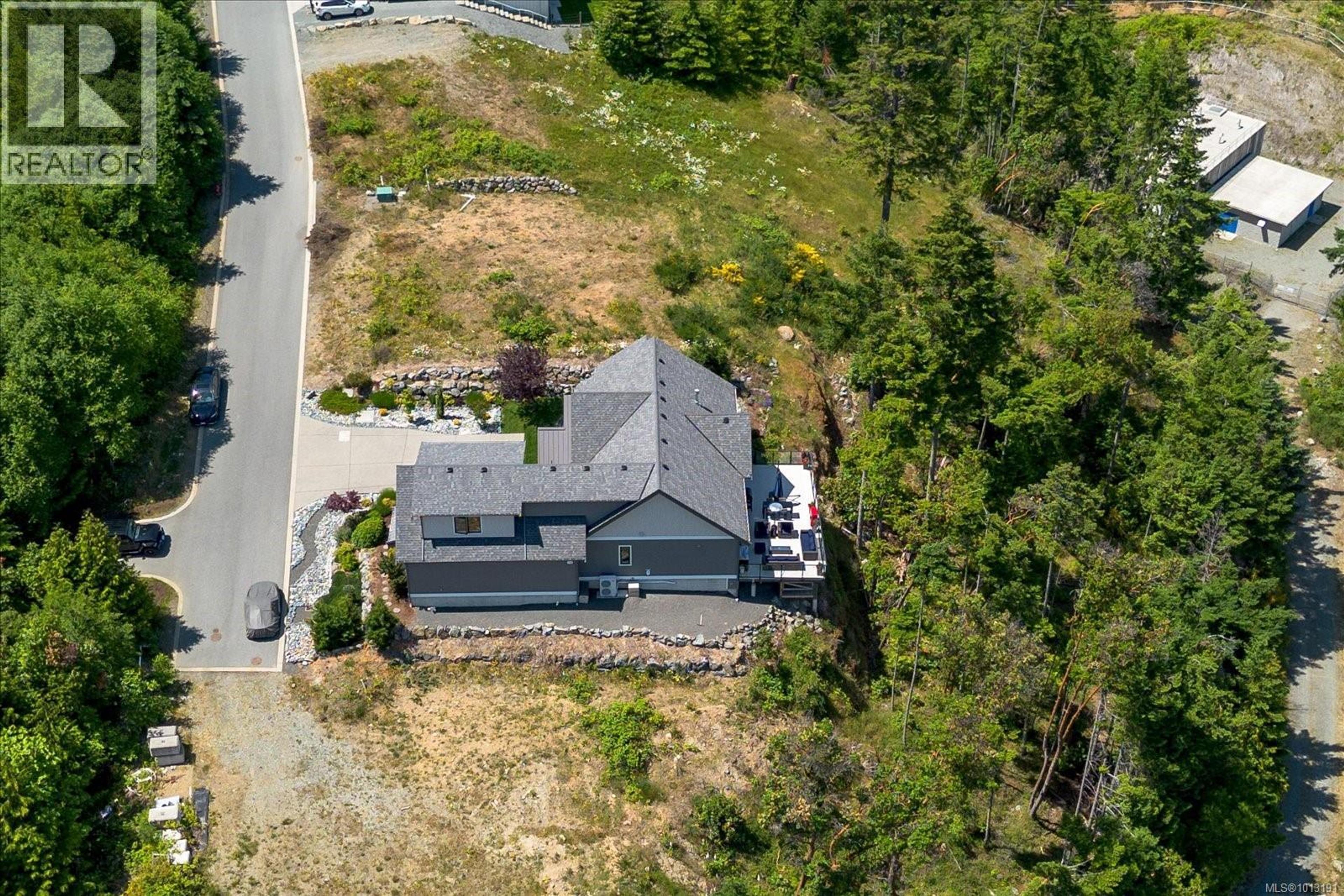 7336 High Ridge Cres, Lantzville - Exteriors - Drone/Aerial View - Photo 17