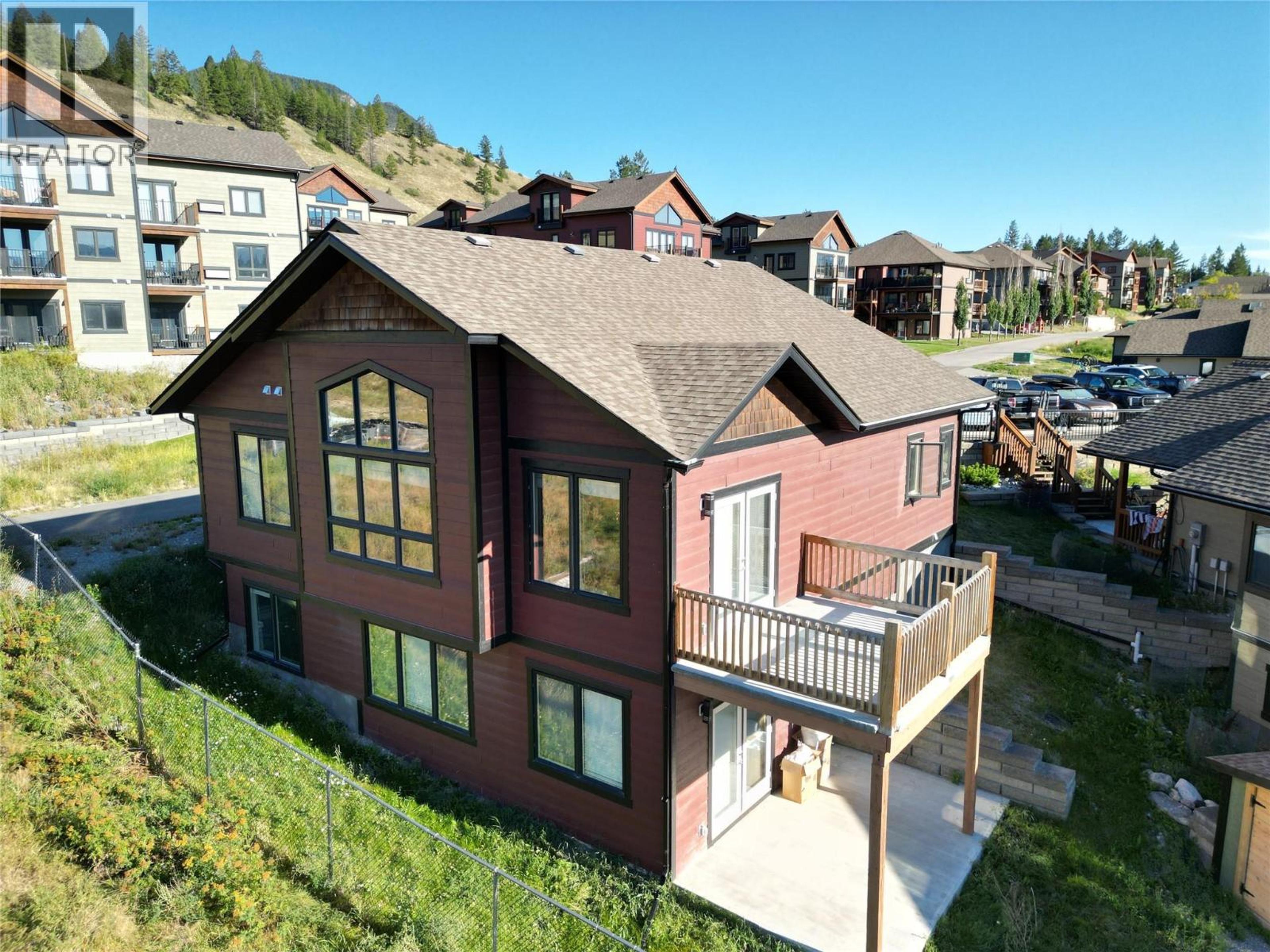 7305 Copperhorn Drive, Radium Hot Springs - Exteriors - Drone/Aerial View - Photo 1
