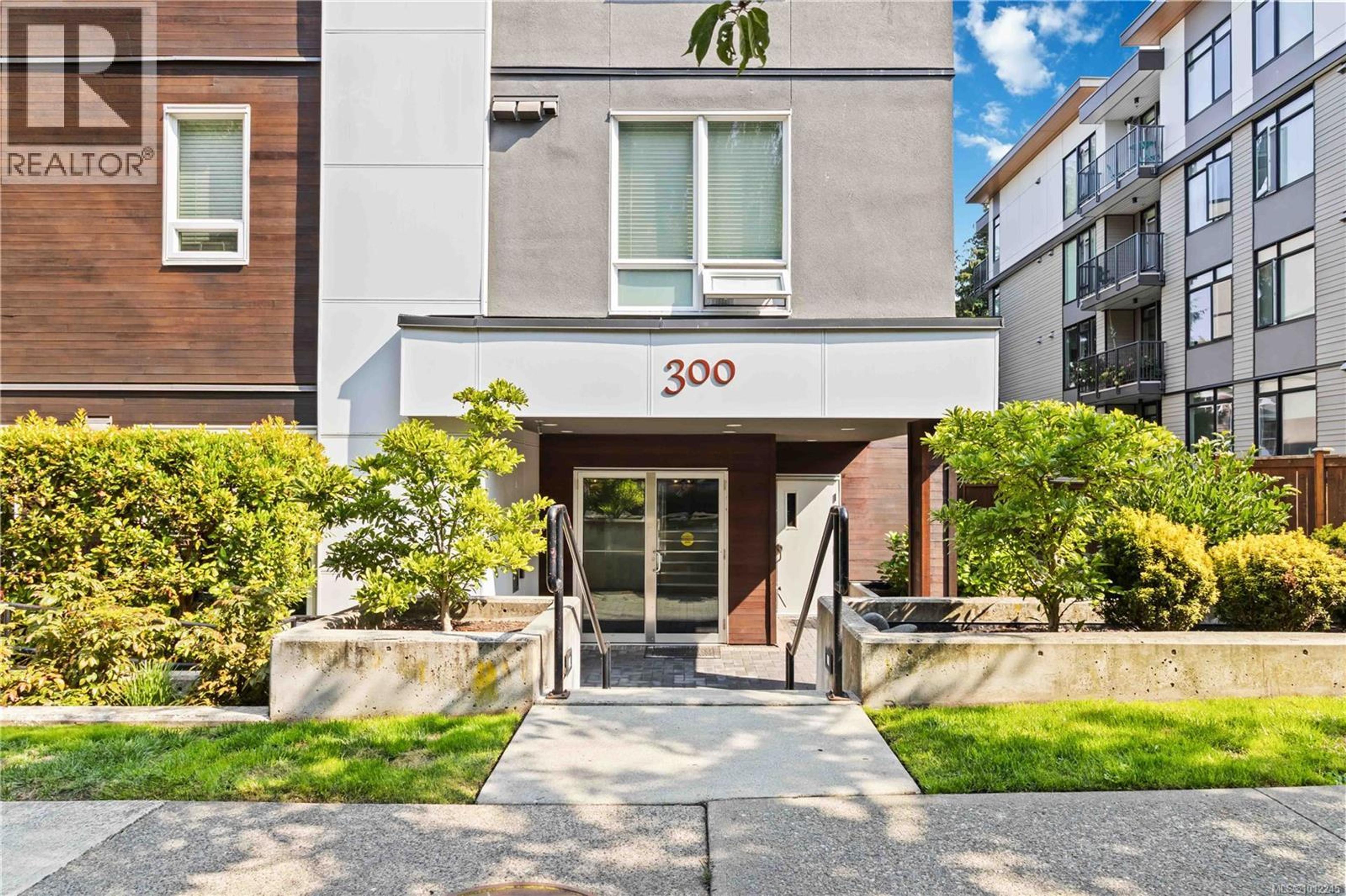 300 Michigan St, Victoria - Exteriors - Photo 5