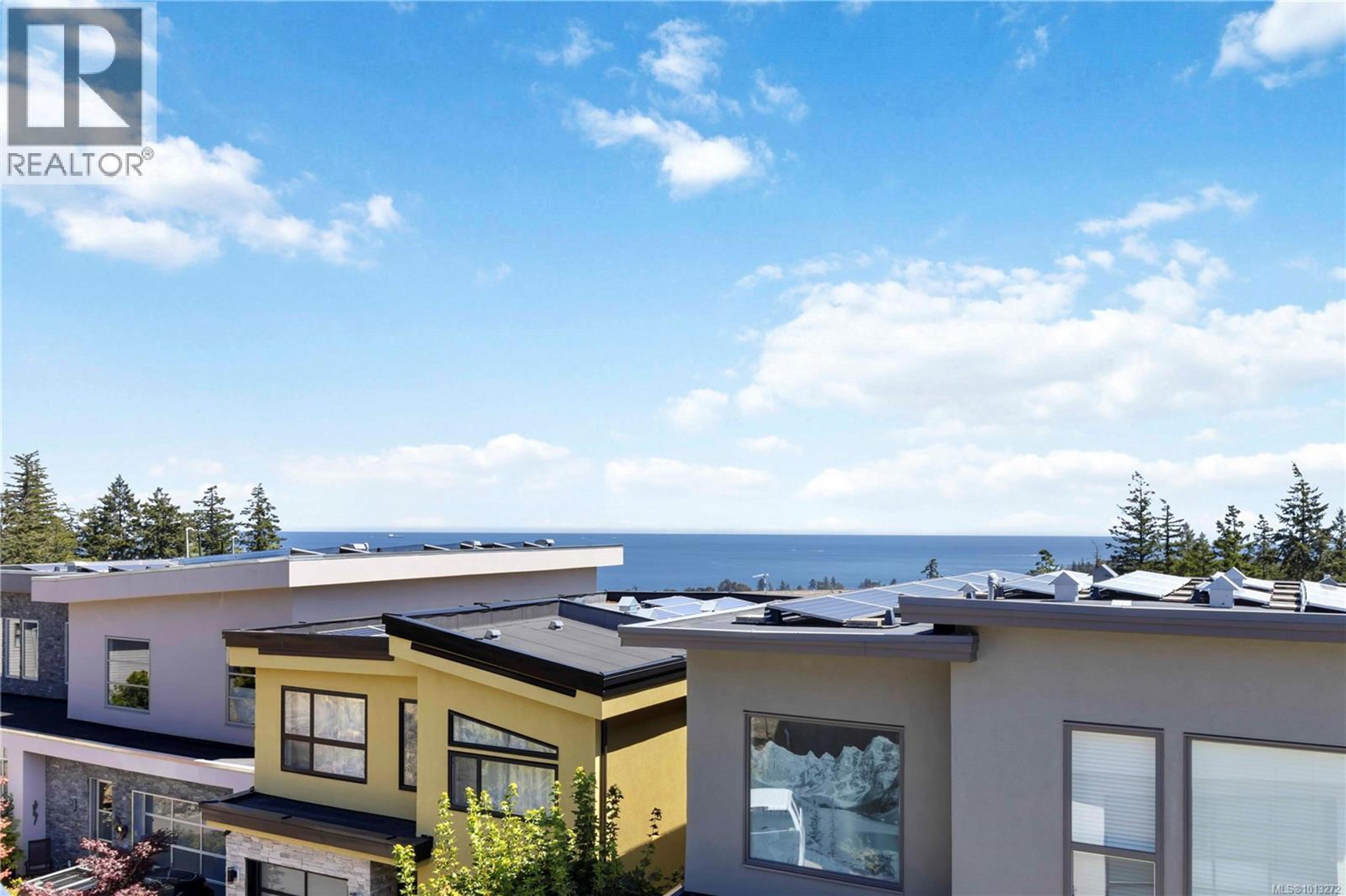 539 Delora Dr, Colwood - Exteriors - Full Complex View - Photo 2