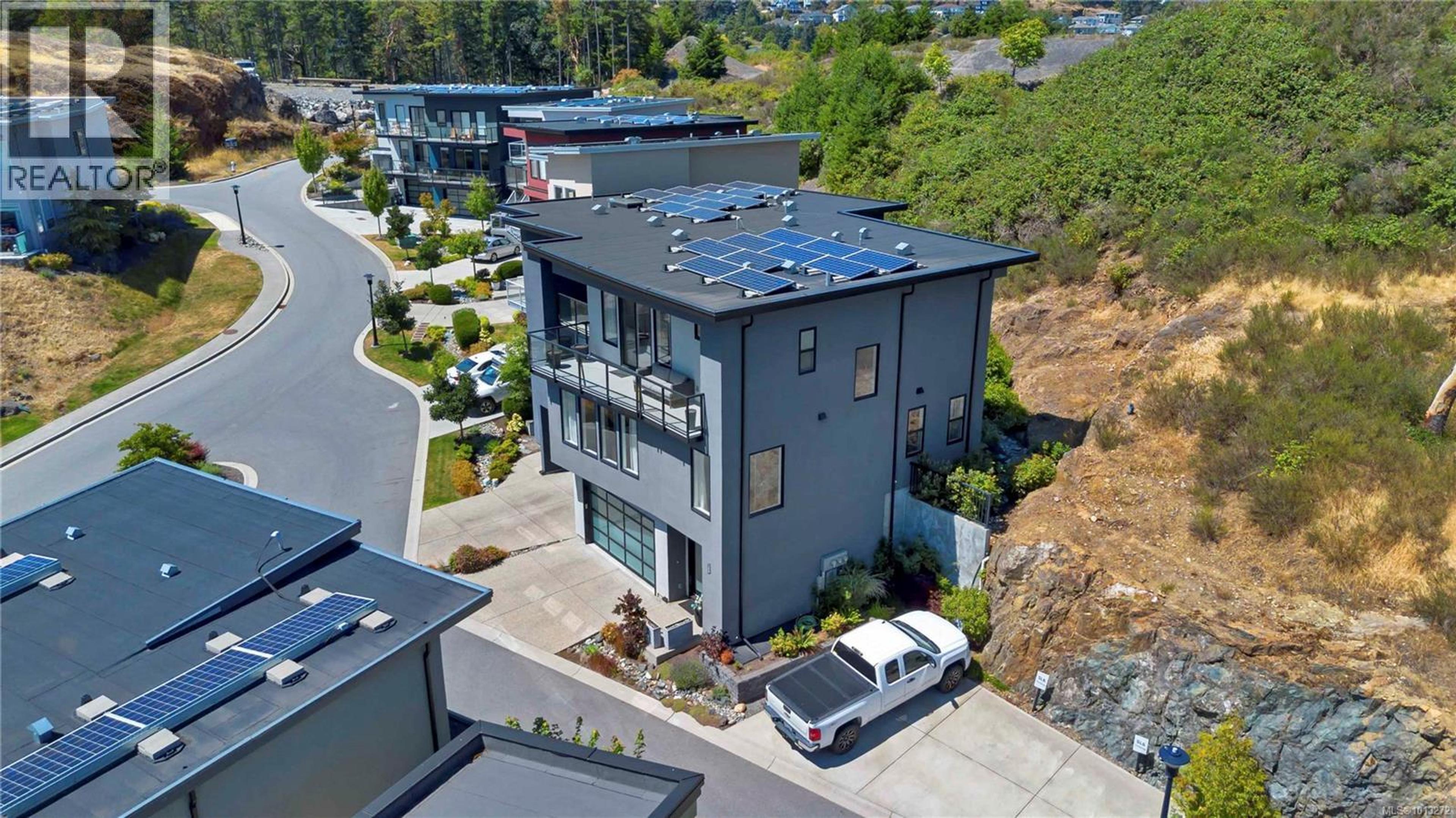 539 Delora Dr, Colwood - Exteriors - Full Complex View, Drone/Aerial View - Photo 5