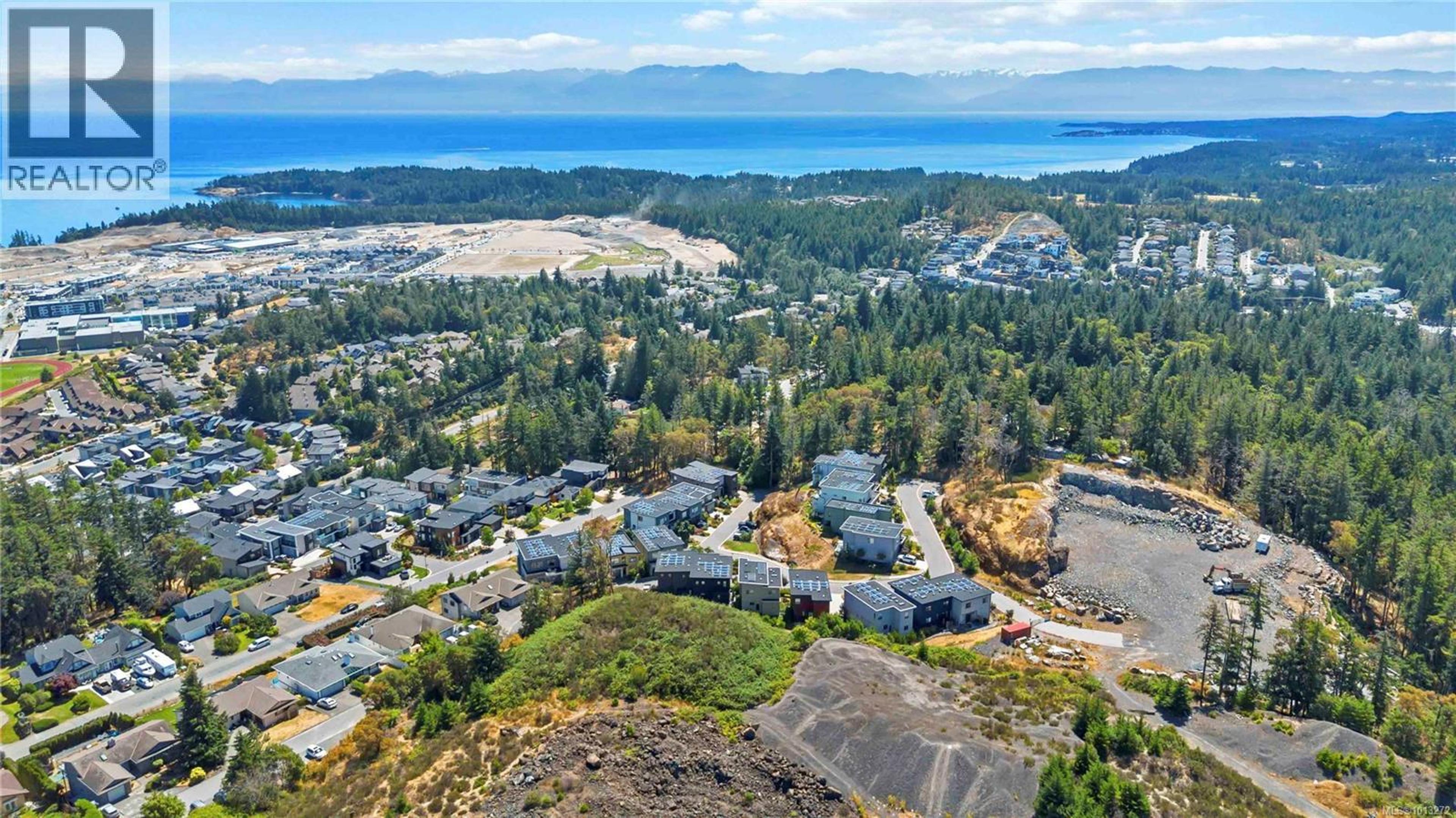 539 Delora Dr, Colwood - Exteriors - Full Complex View, Drone/Aerial View - Photo 9