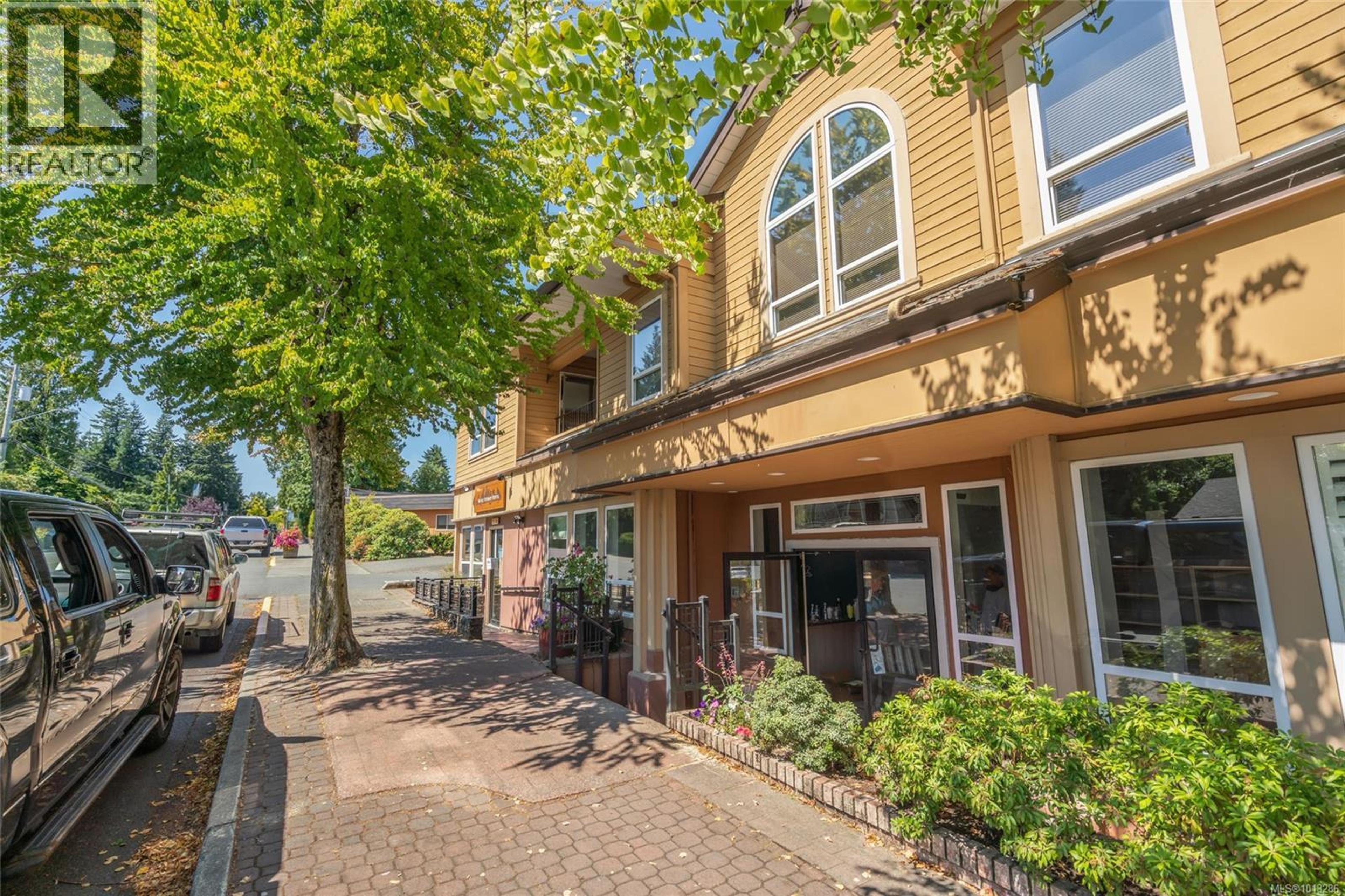 161 Fern Rd, Qualicum Beach - Exteriors - Photo 1