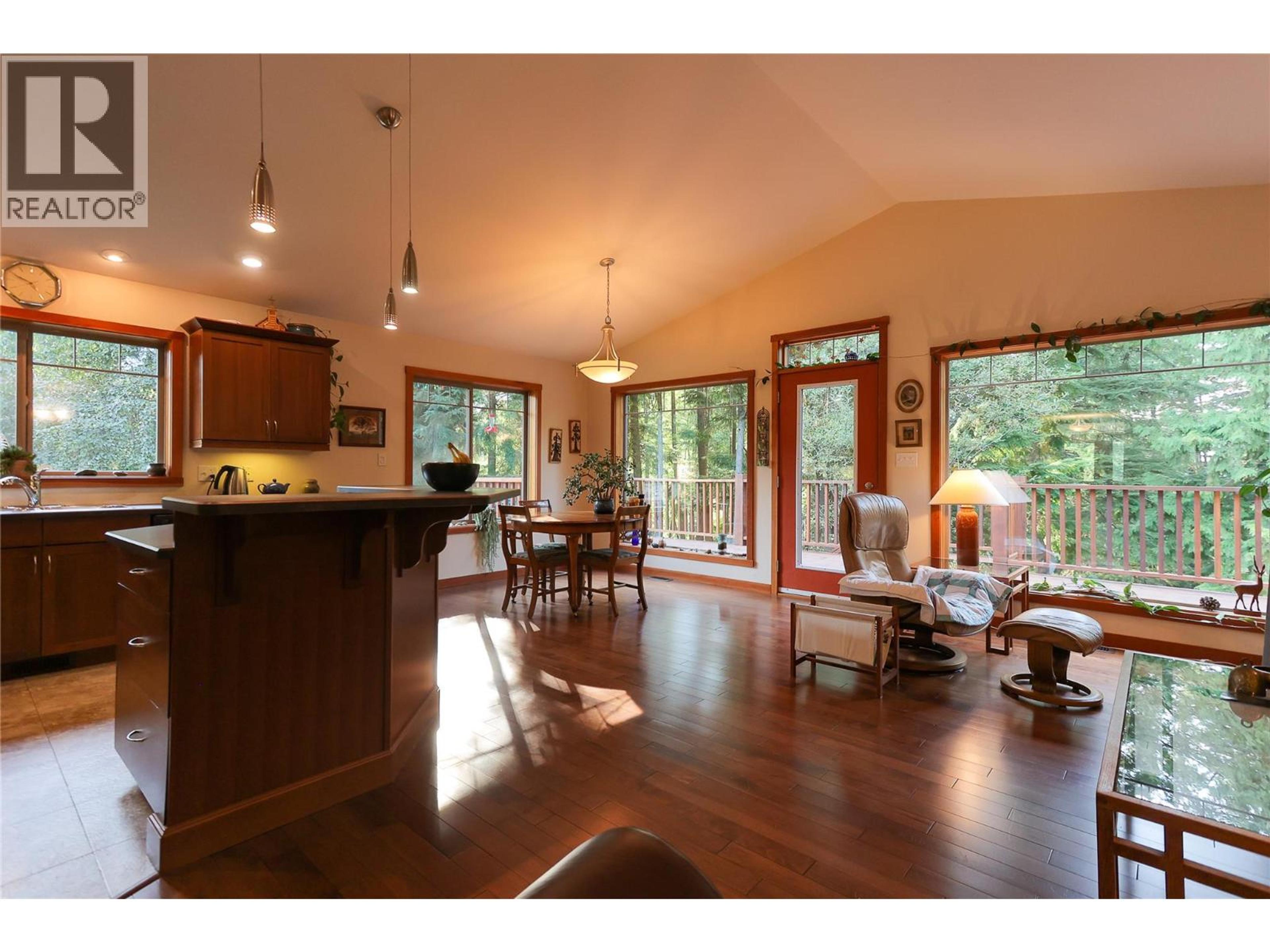 2663 STORBO HEIGHTS ROAD - Image 14