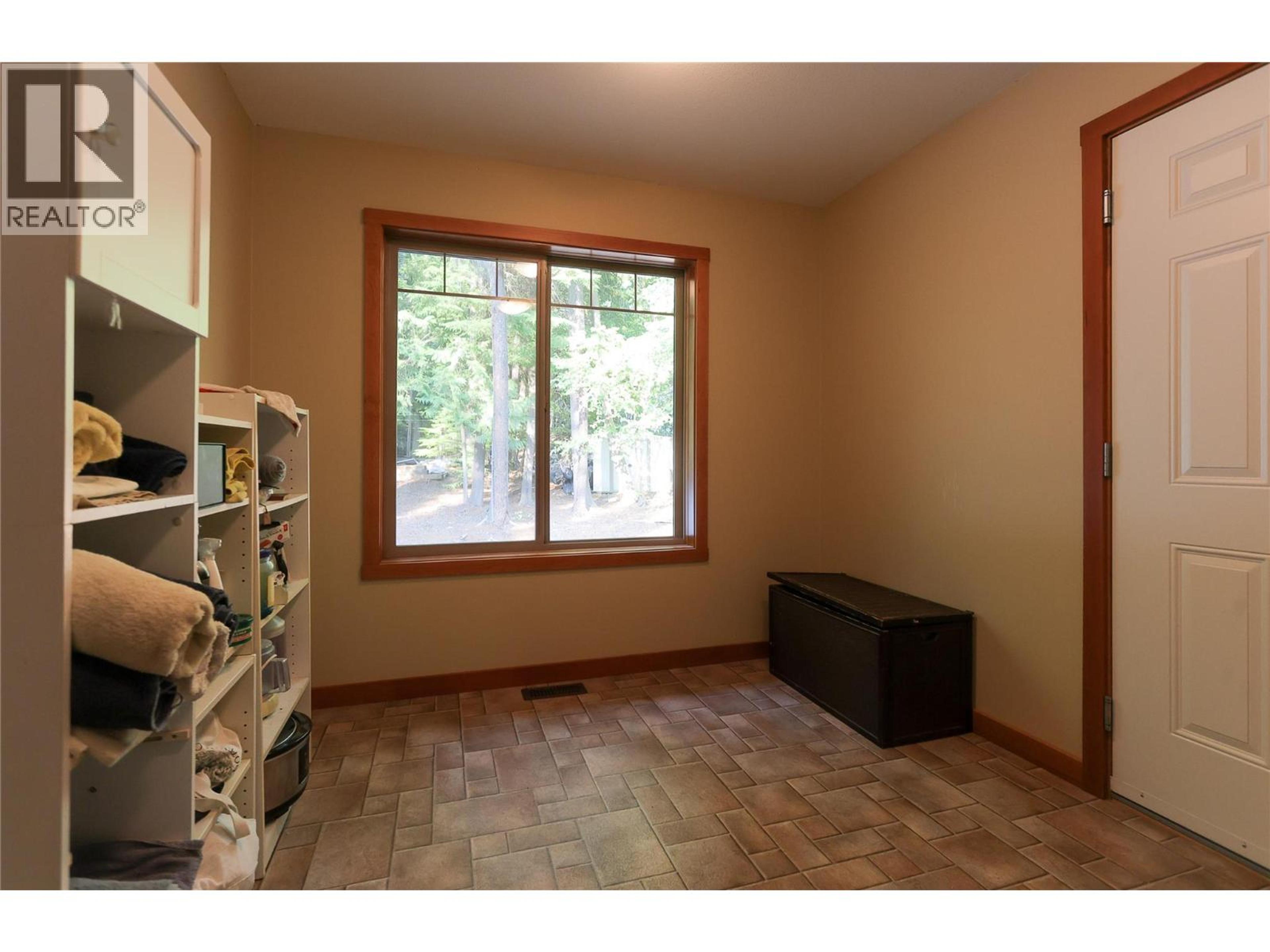2663 STORBO HEIGHTS ROAD - Image 22