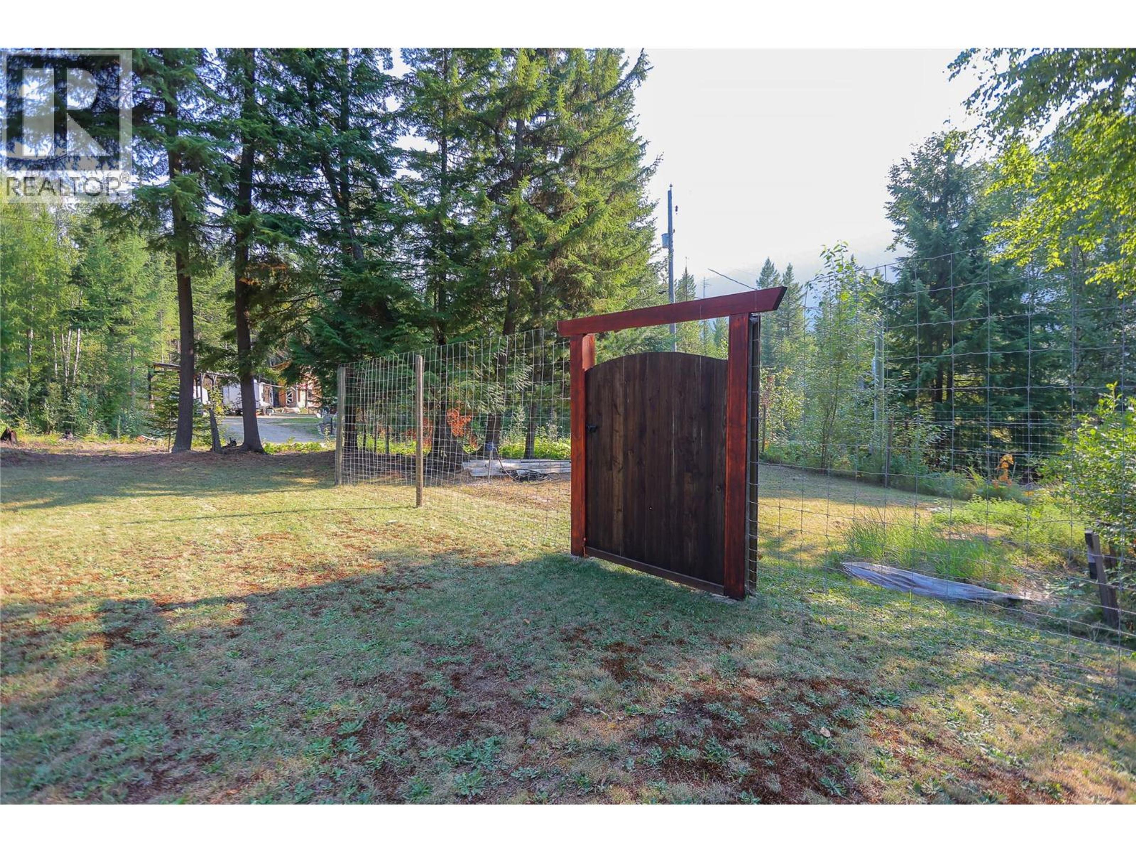 2663 STORBO HEIGHTS ROAD - Image 32