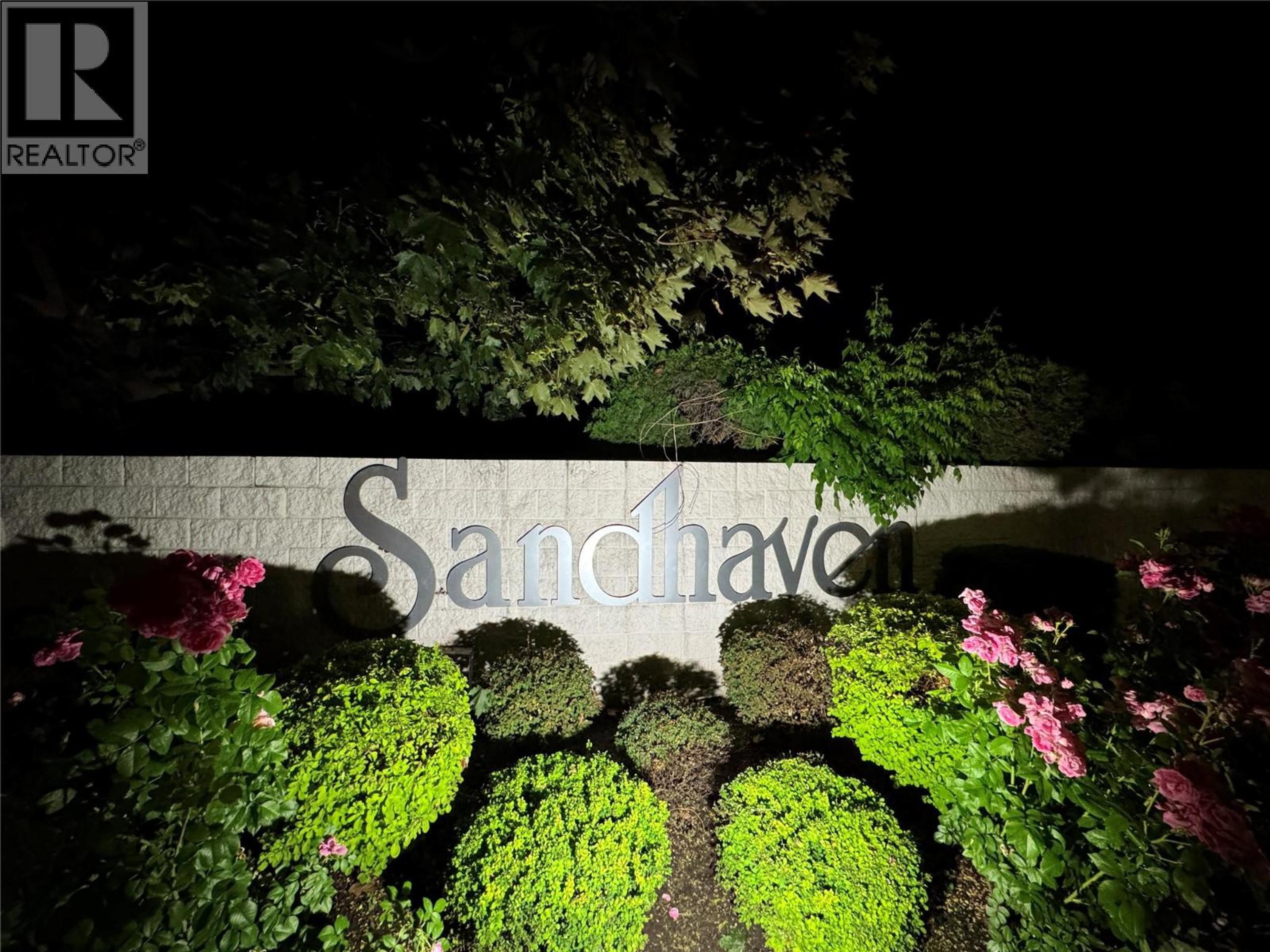 1101 Cameron Avenue, Kelowna - Exteriors - Photo 2