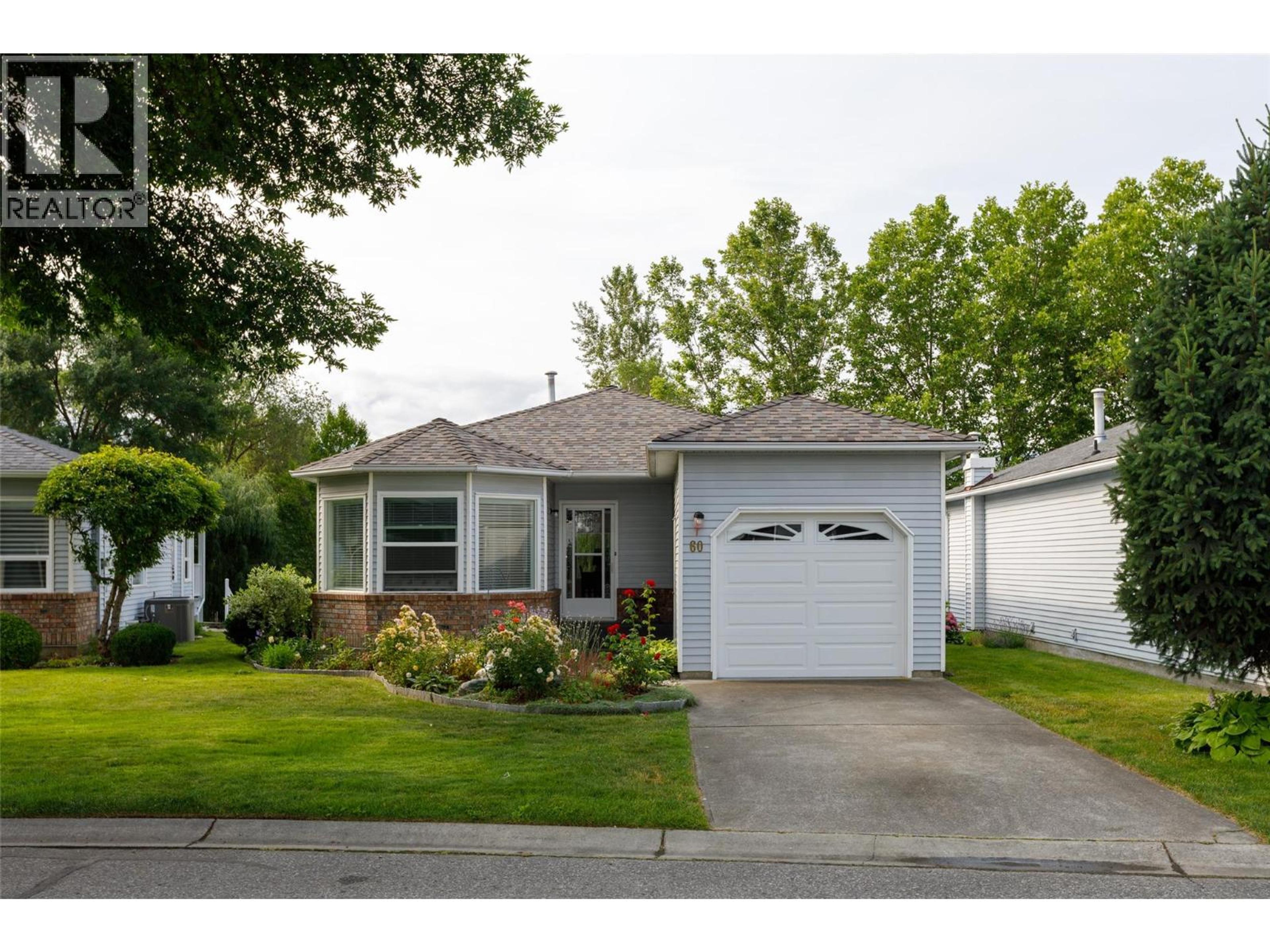 1101 Cameron Avenue, Kelowna - Exteriors - Photo 12