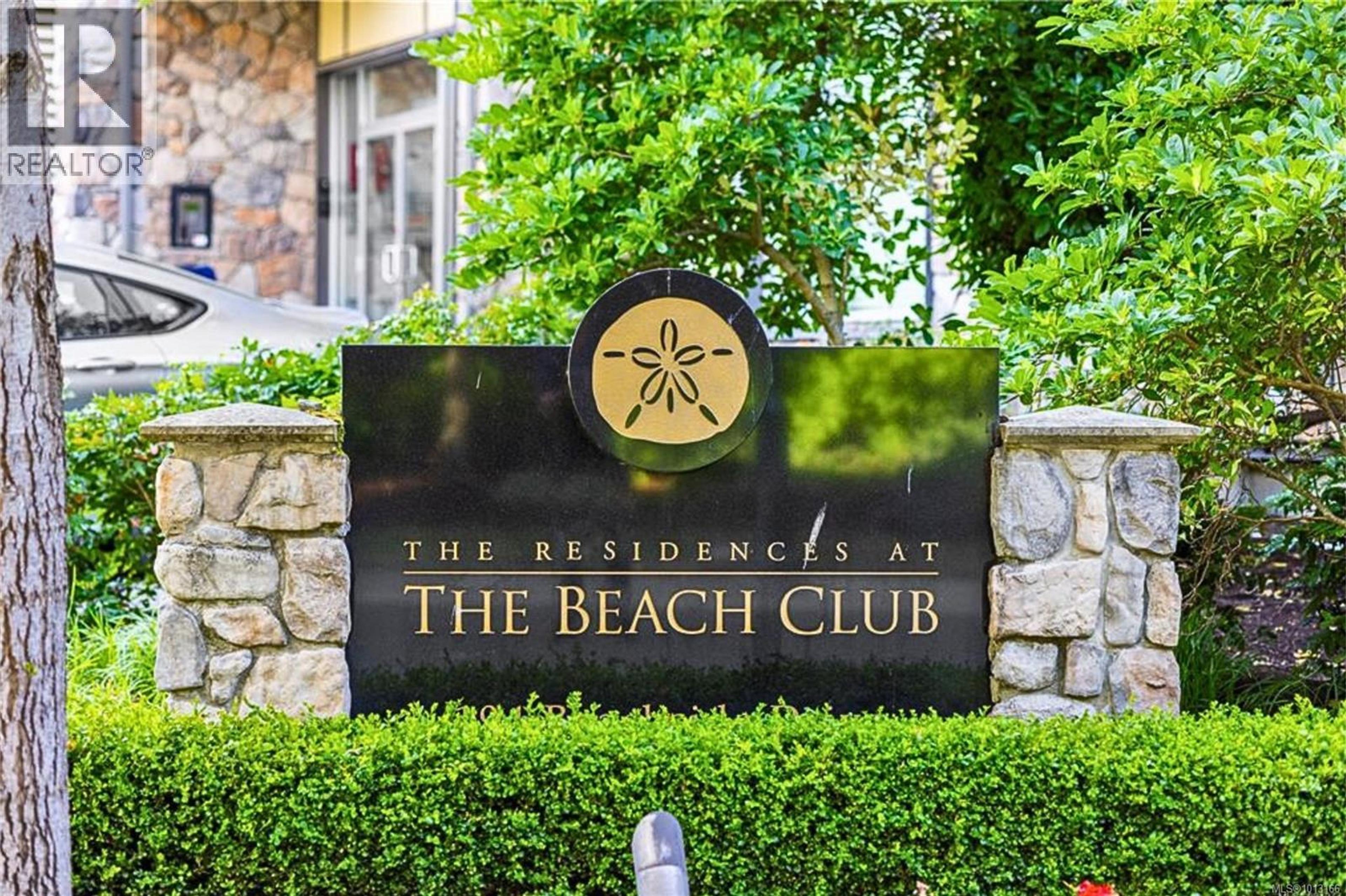 194 Beachside Dr, Parksville - Exteriors - Photo 2