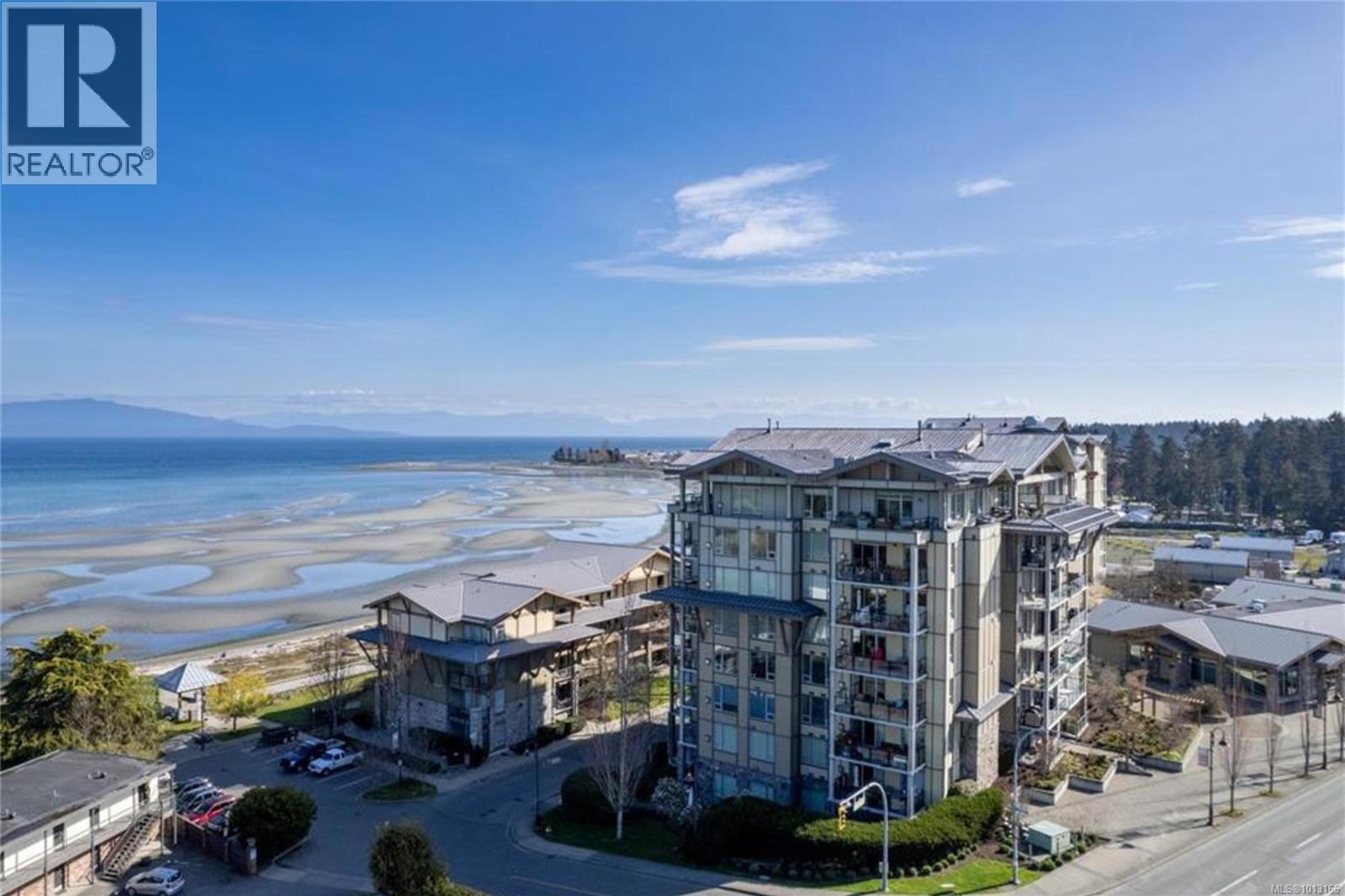 194 Beachside Dr, Parksville - Exteriors - Full Complex View - Photo 5