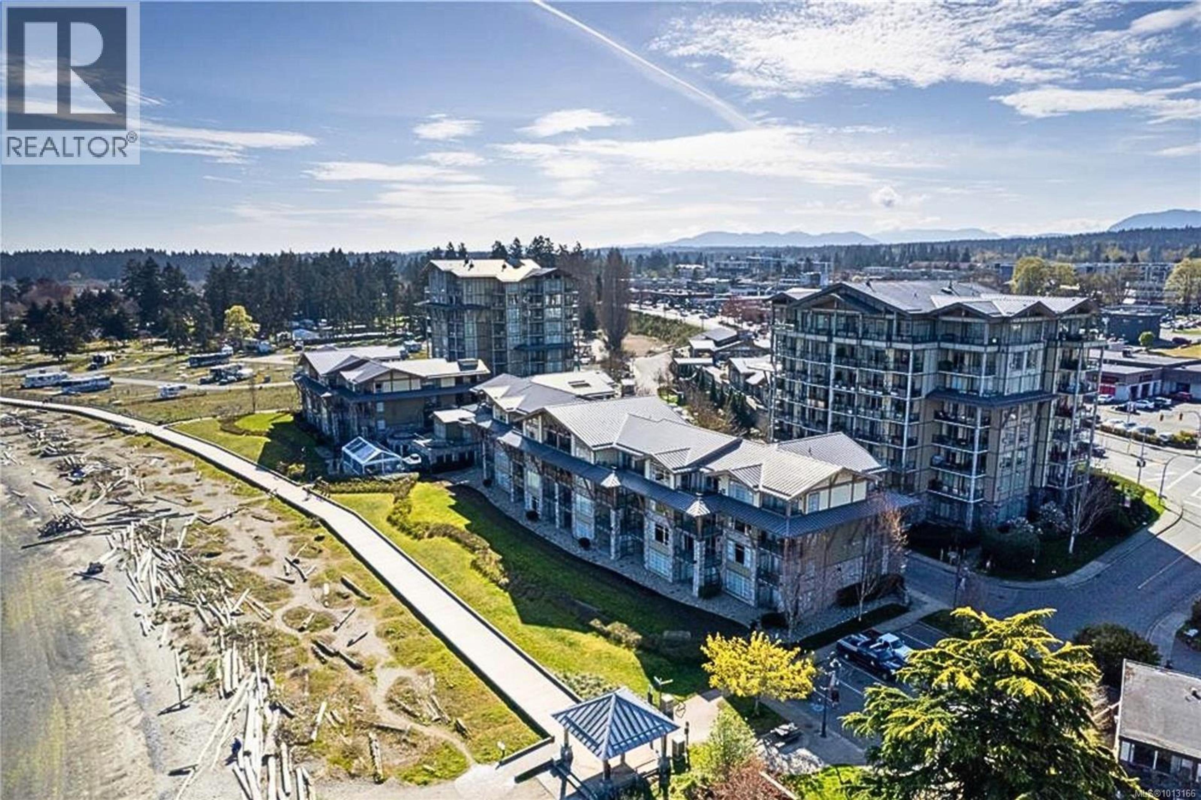 194 Beachside Dr, Parksville - Exteriors - Full Complex View, Drone/Aerial View - Photo 6