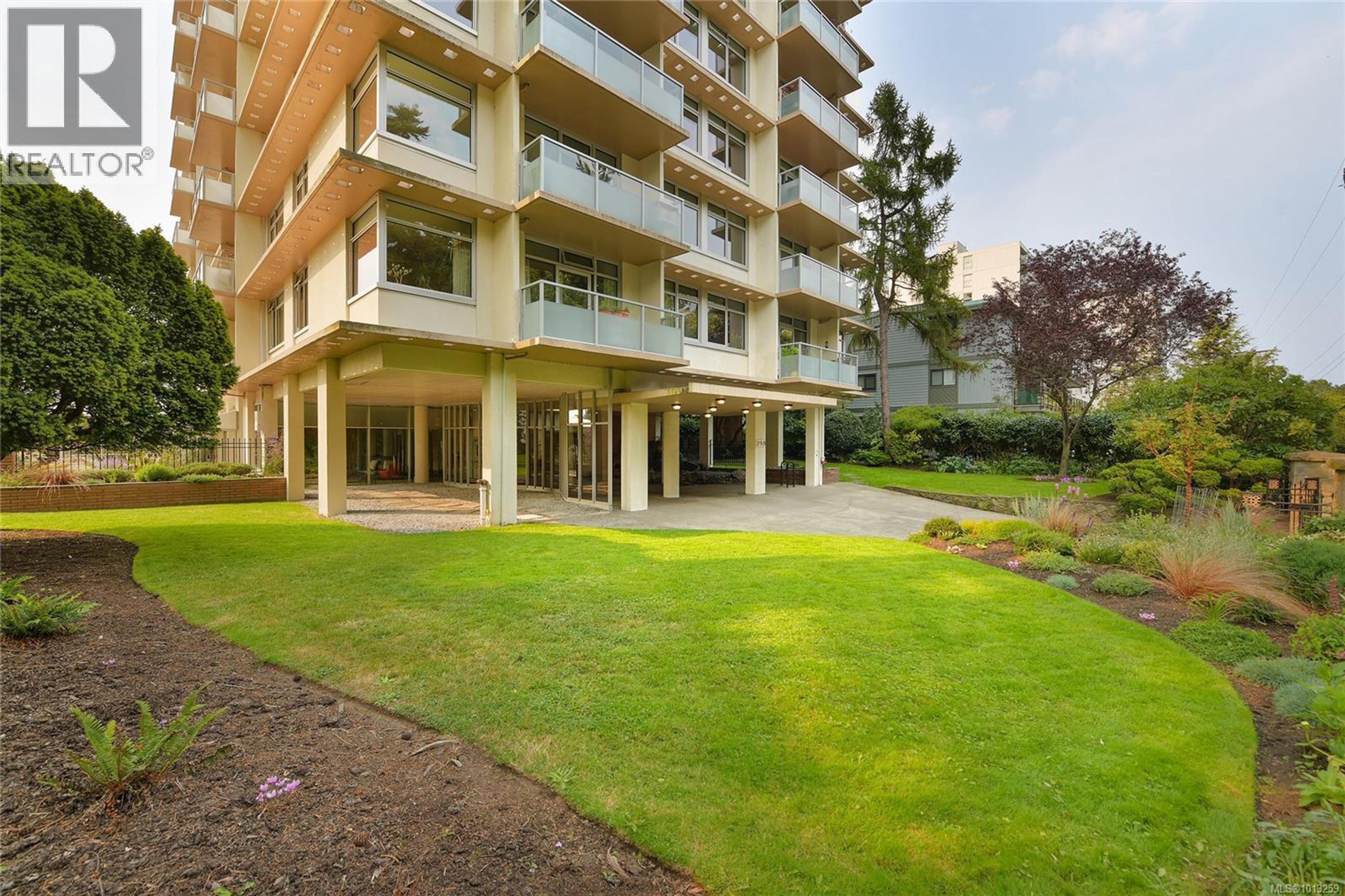 250 Douglas St, Victoria - Exteriors - Photo 9