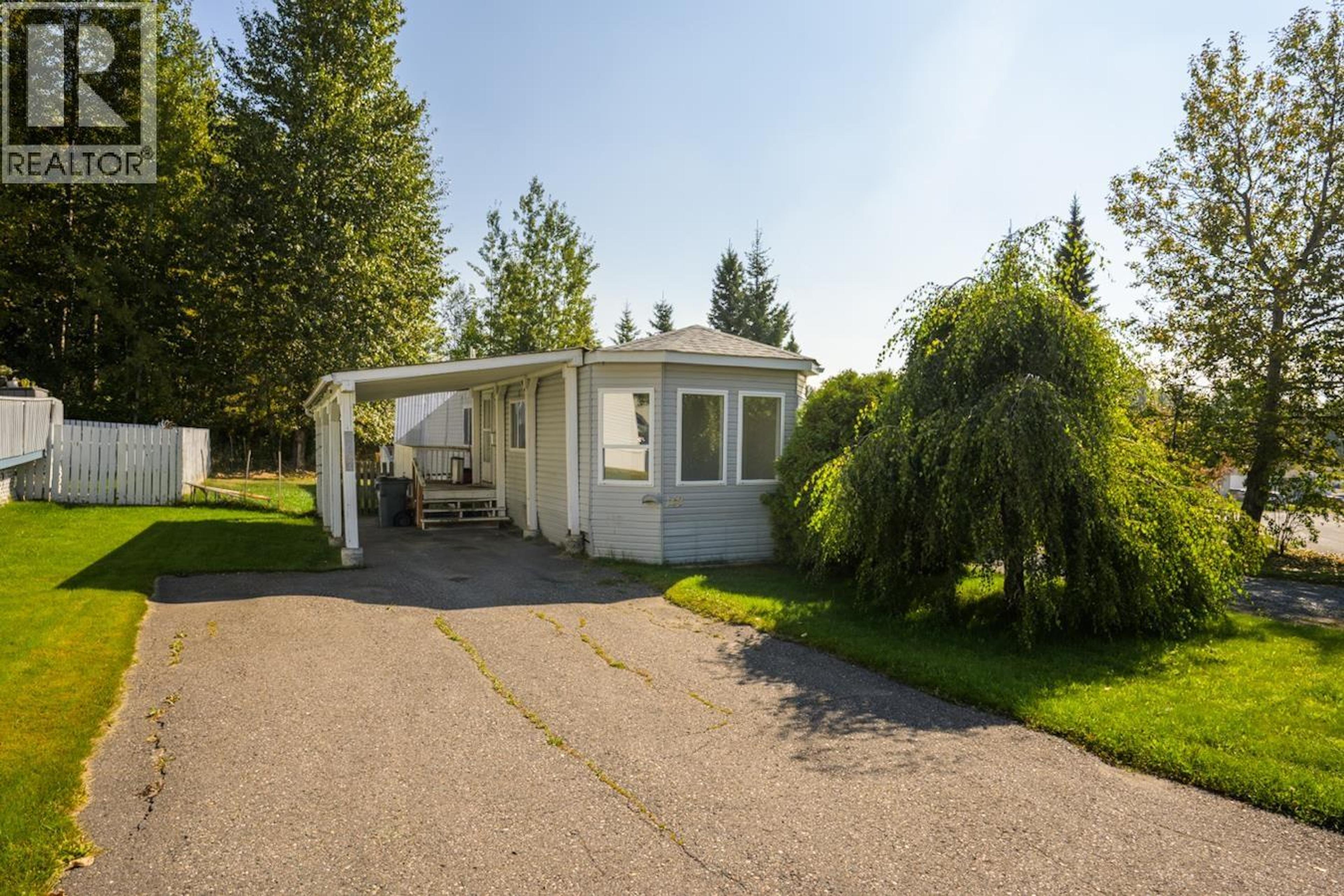 2500 GRANT ROAD, Prince George - Exteriors - Photo 5