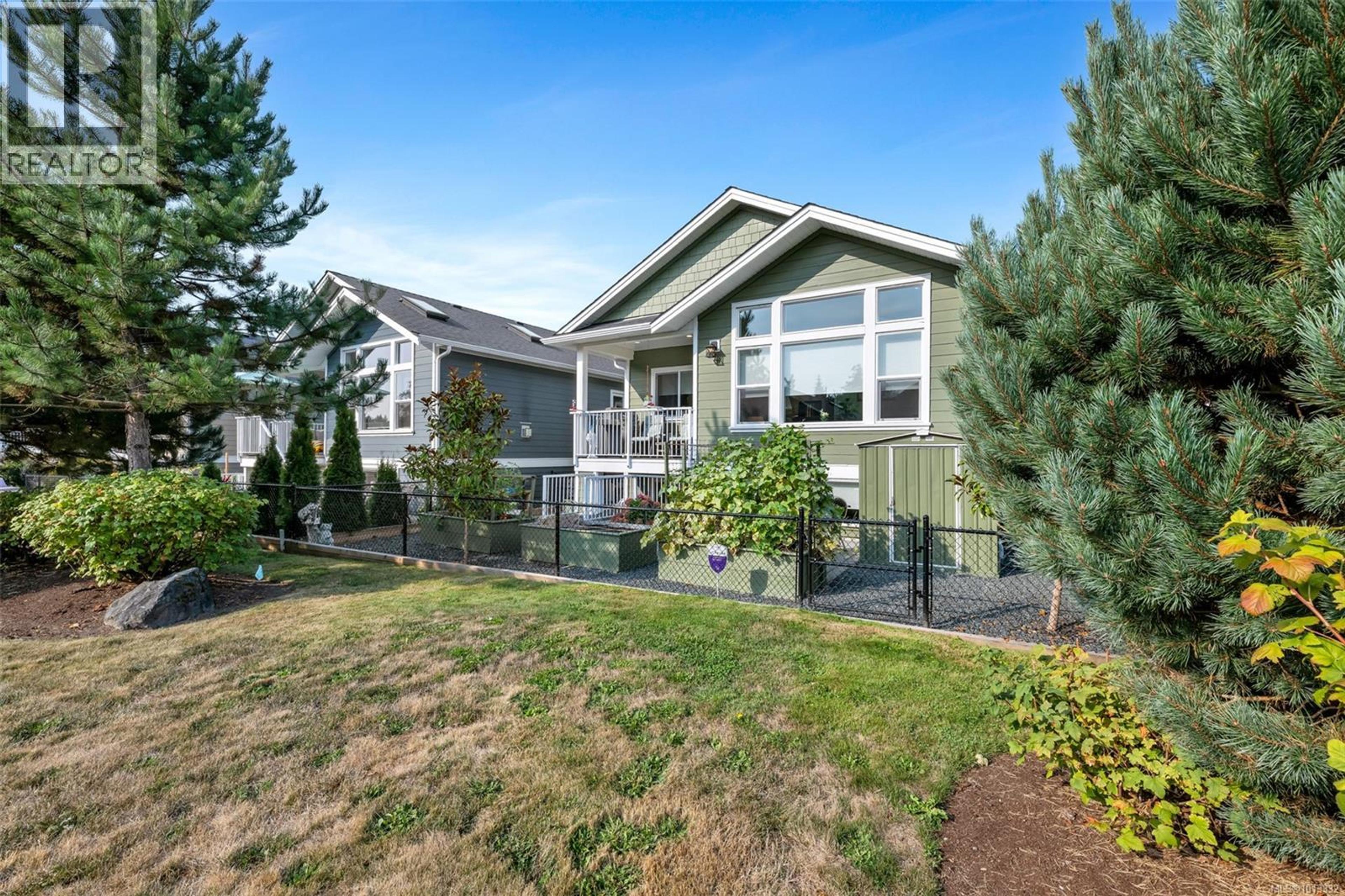 283 Edgewood Cres, Duncan - Exteriors - Full Complex View - Photo 4