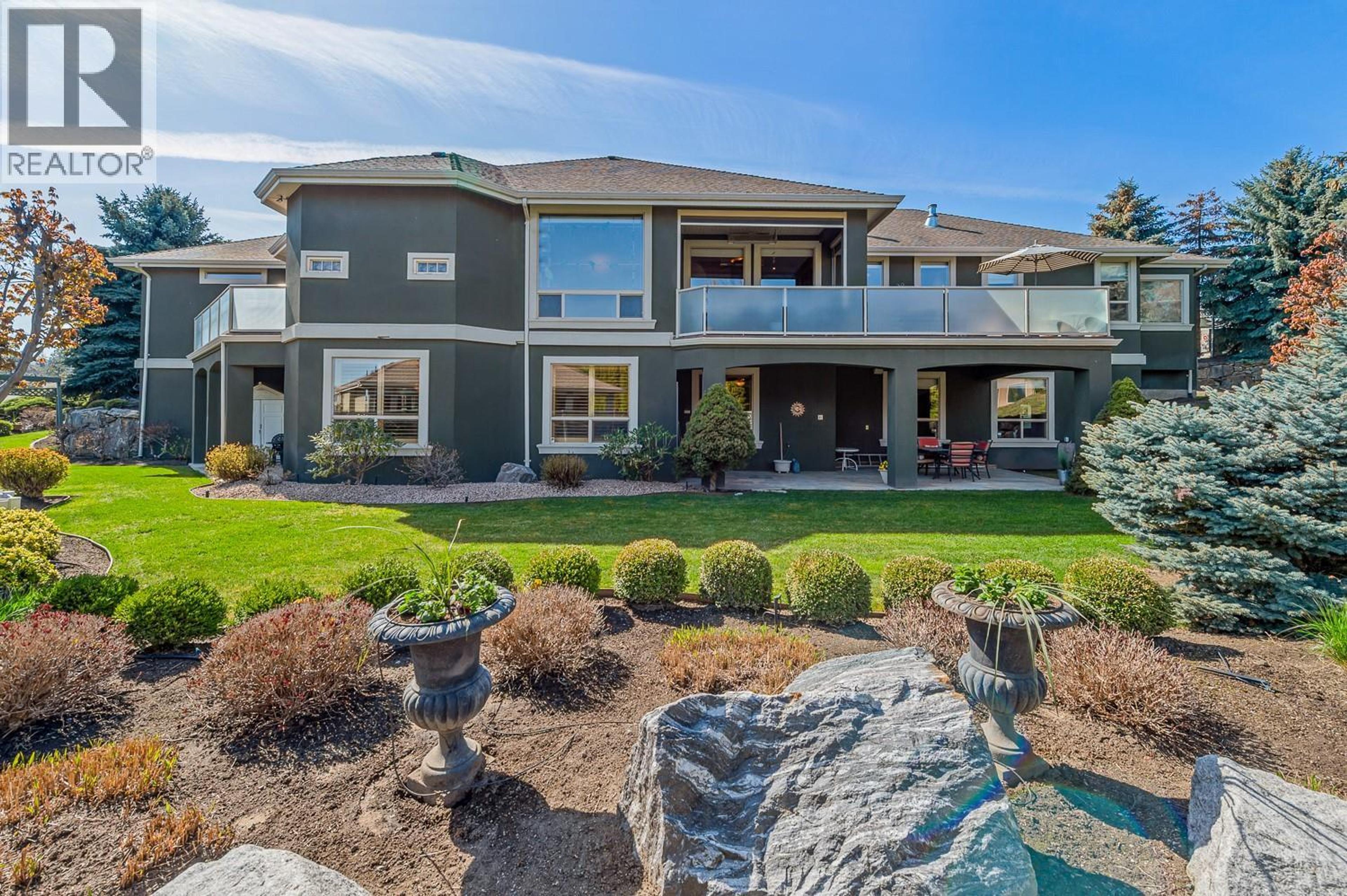 2155 Horizon Drive, West Kelowna - Exteriors - Photo 3