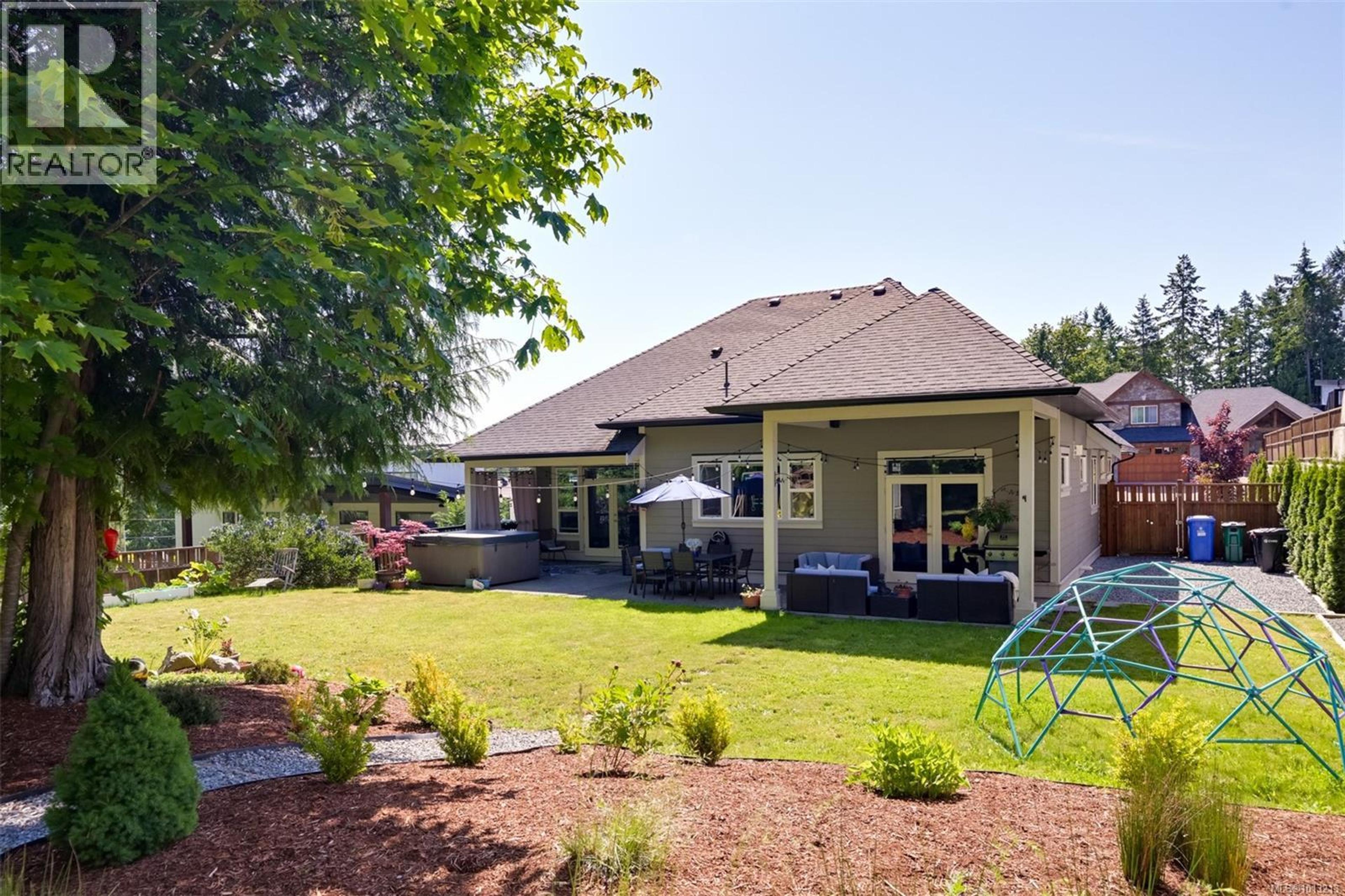 856 Hayden Pl, Mill Bay - Exteriors - Photo 9