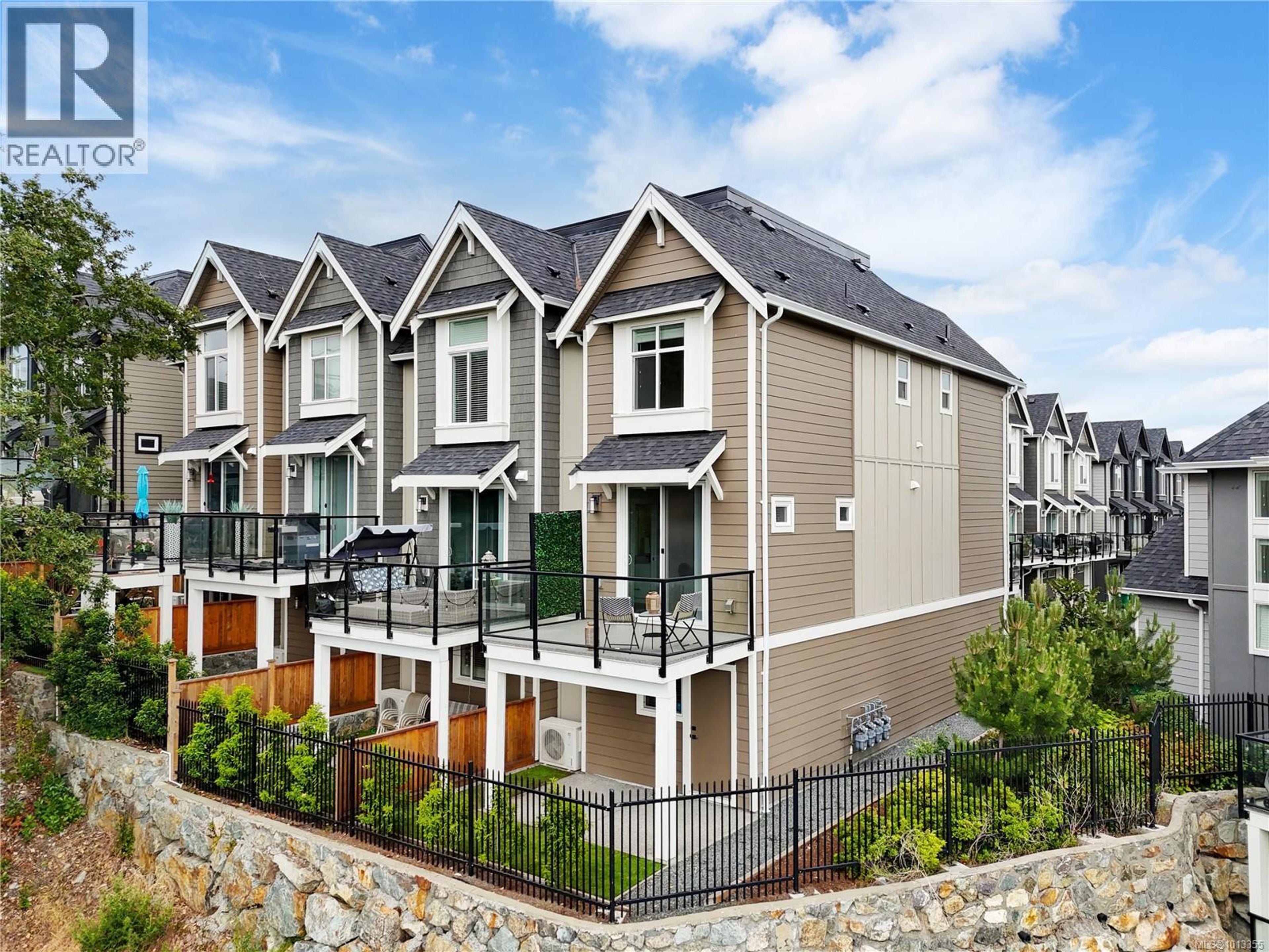 1137 Moonstone Loop, Langford - Exteriors - Full Complex View - Photo 3