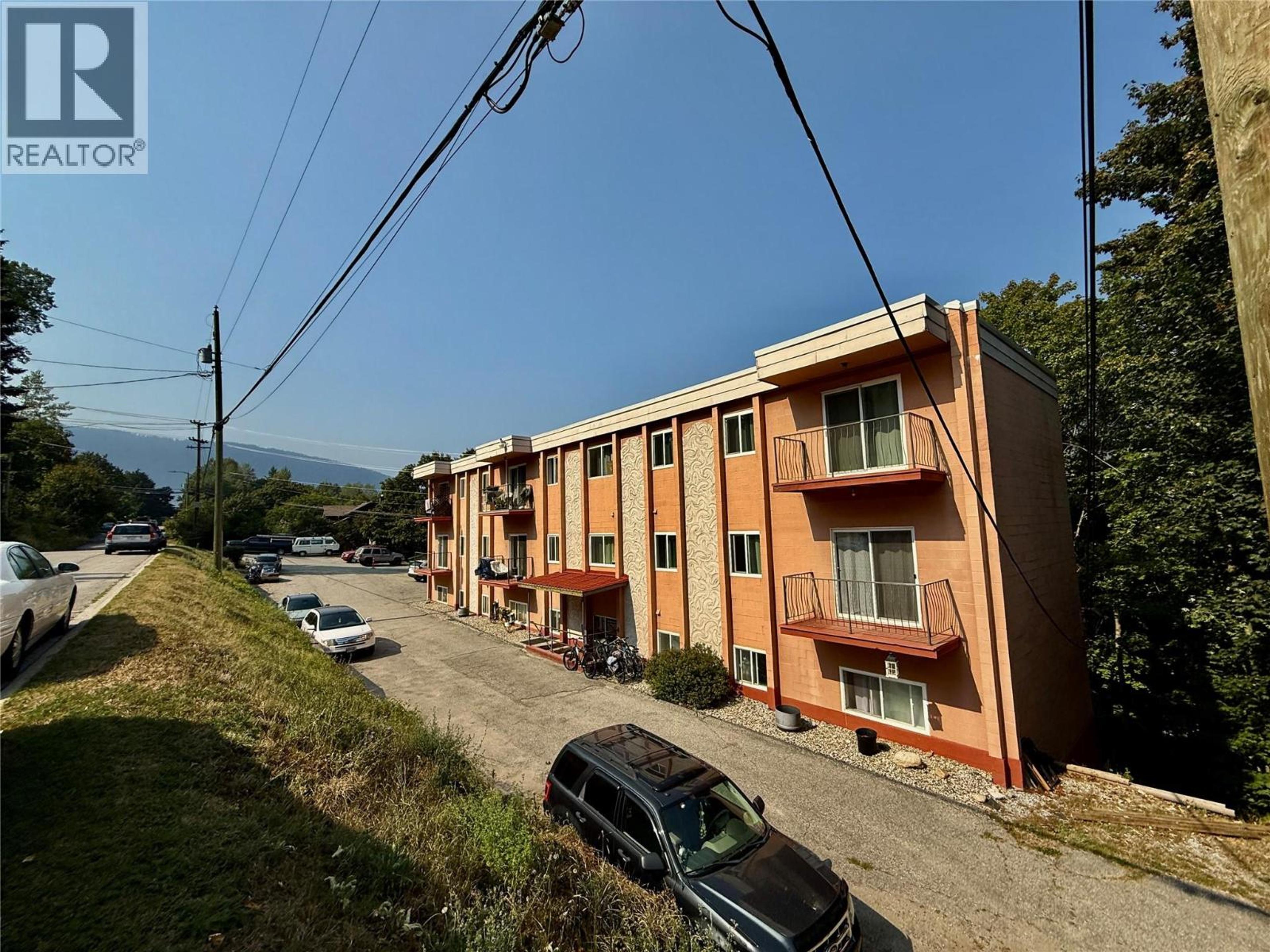 191 TREVOR Street, Nelson - Exteriors - Full Complex View - Photo 1