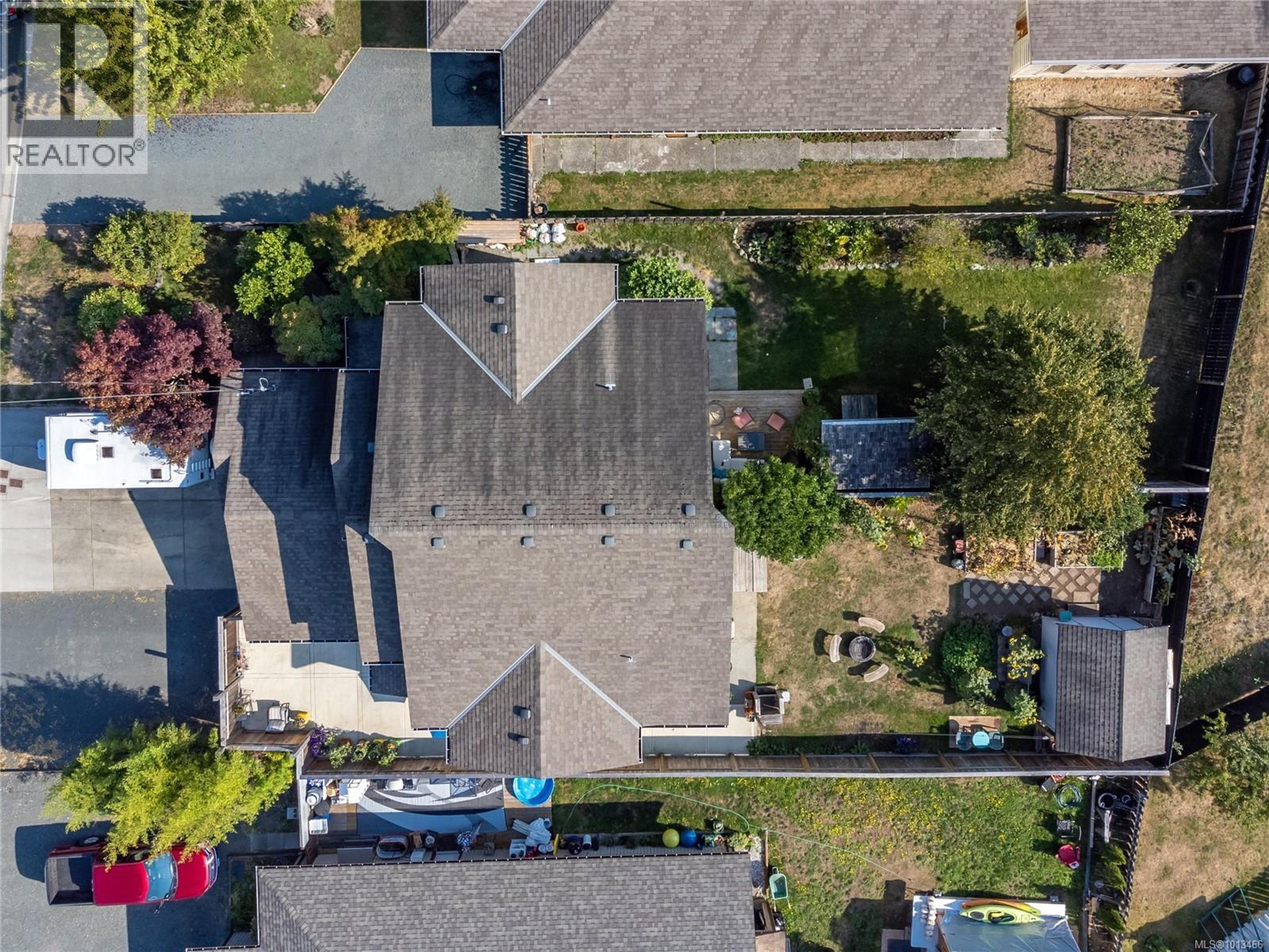 225 Larwood Rd, Campbell River - Exteriors - Drone/Aerial View - Photo 7