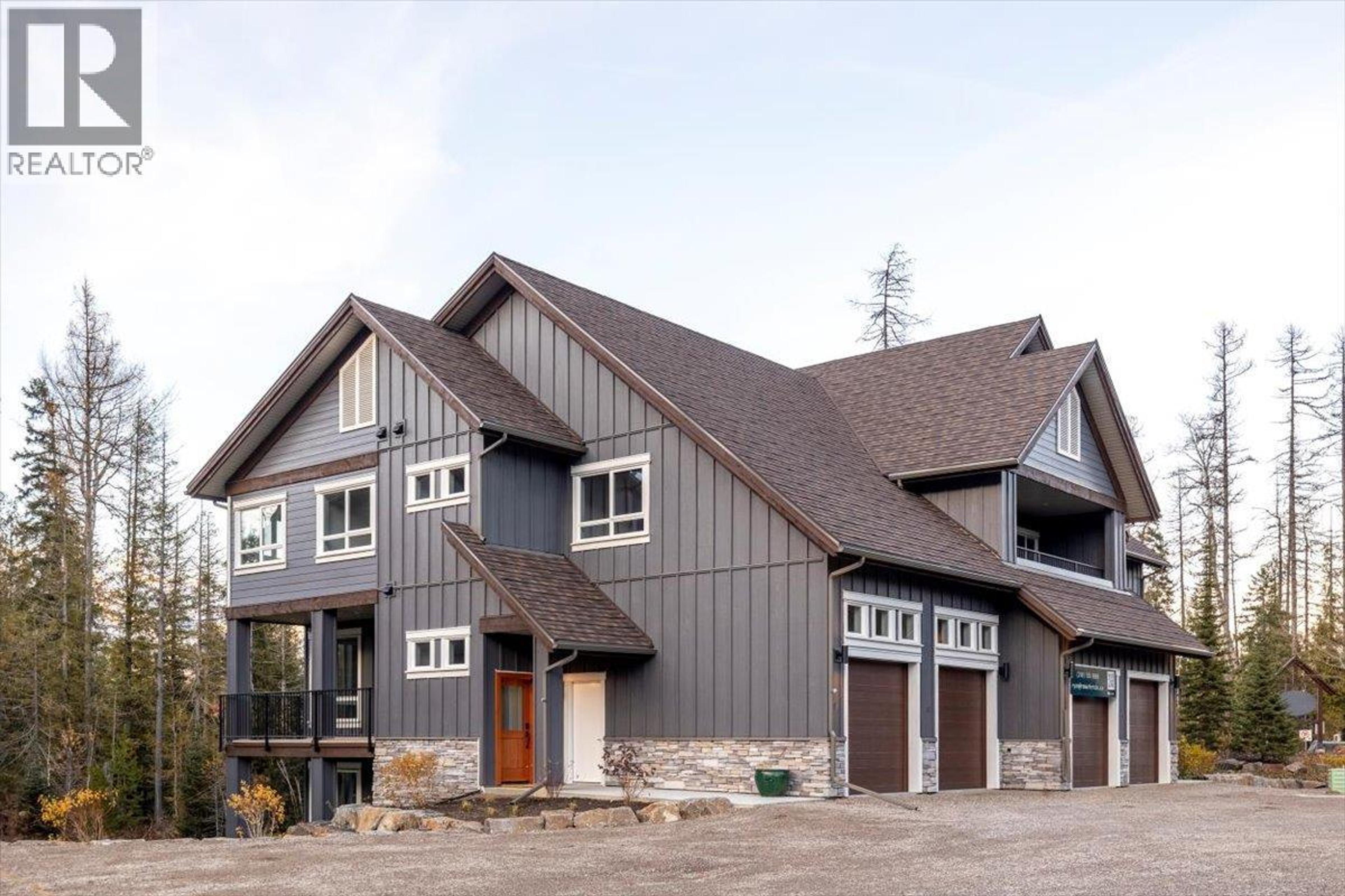 4576 TIMBERLINE Crescent, Fernie - Exteriors - Photo 3