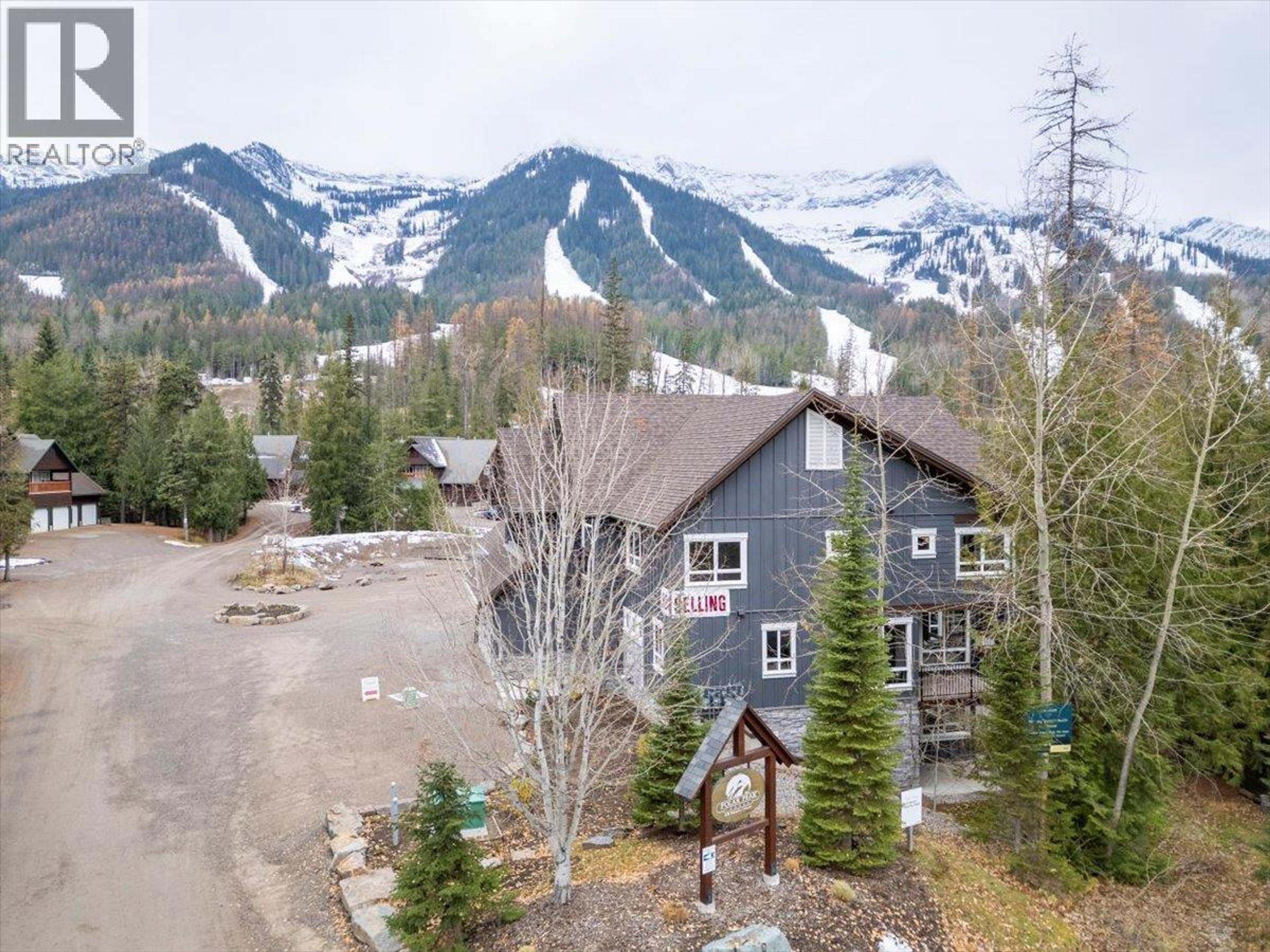 4576 TIMBERLINE Crescent, Fernie - Exteriors - Drone/Aerial View - Photo 6