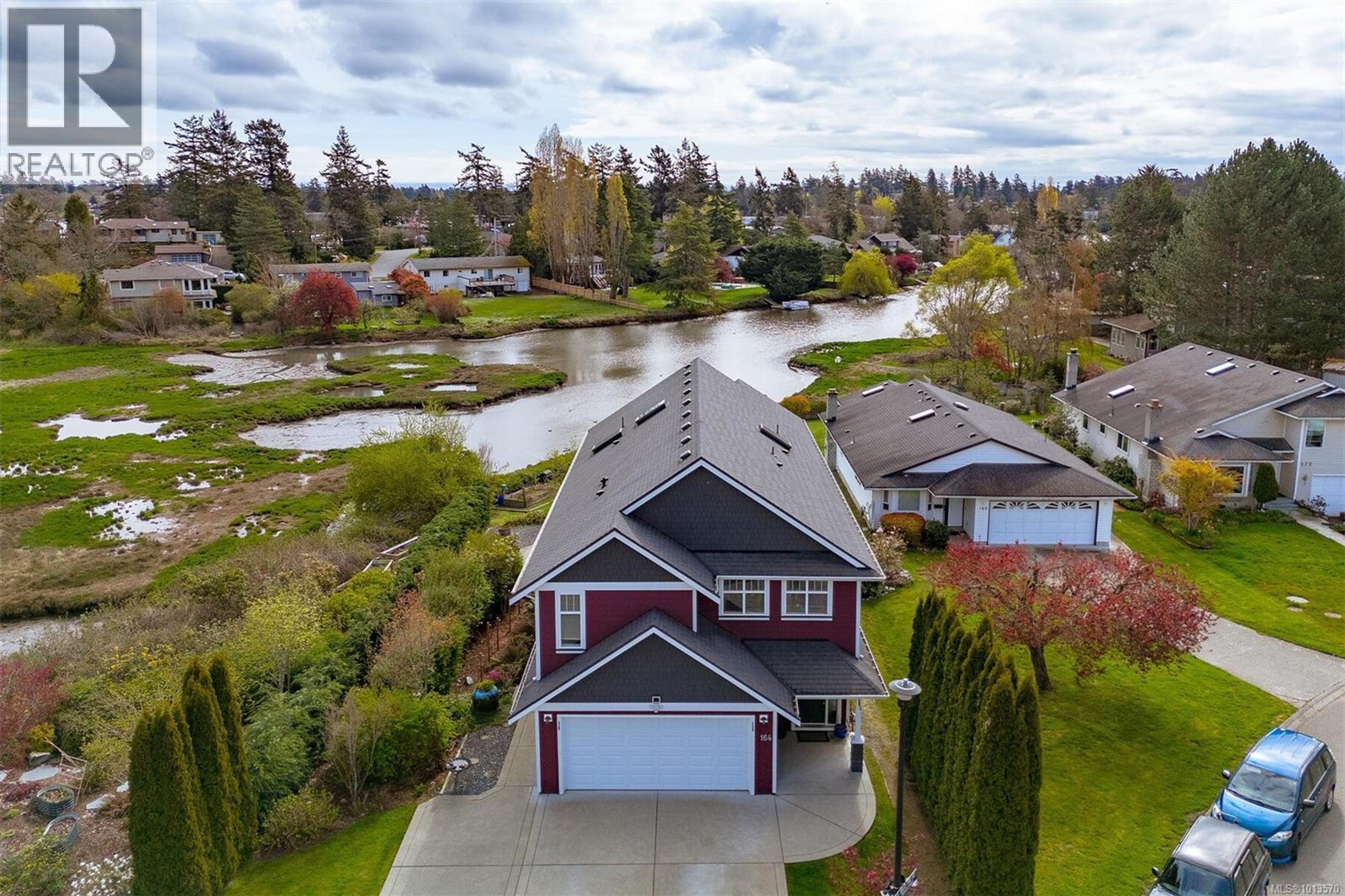 164 White Pine Rd, View Royal - Exteriors - Drone/Aerial View - Photo 8