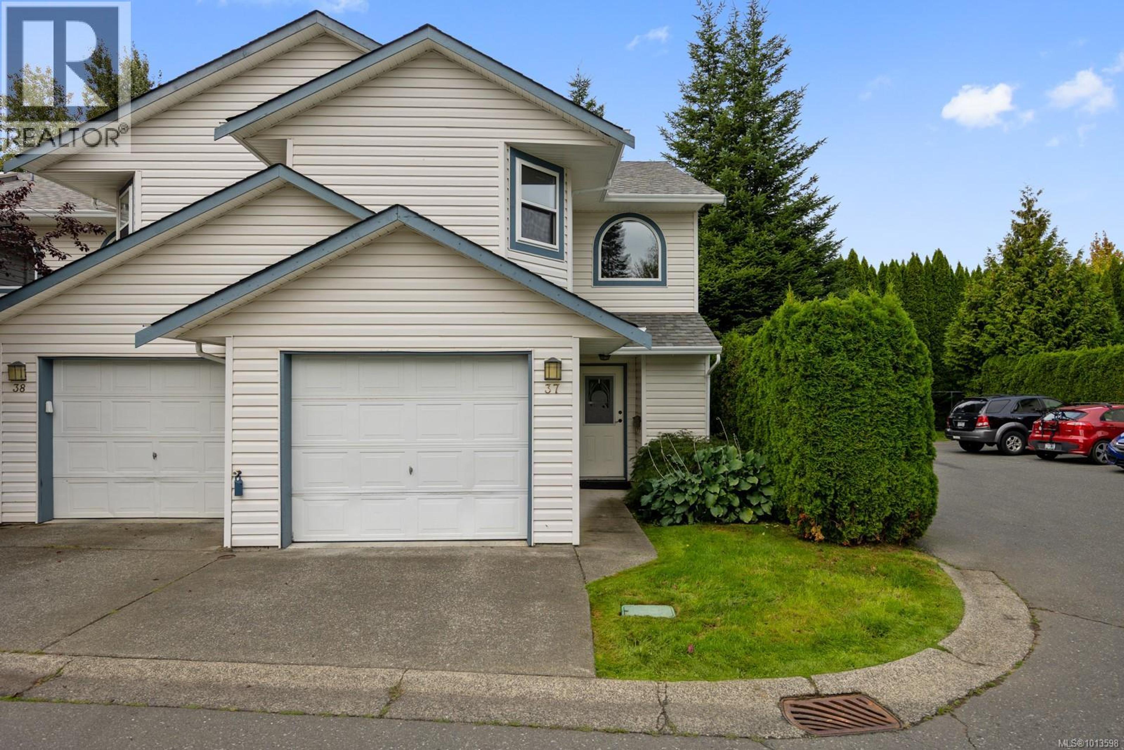 2355 Valley View Dr, Courtenay - Exteriors - Photo 7