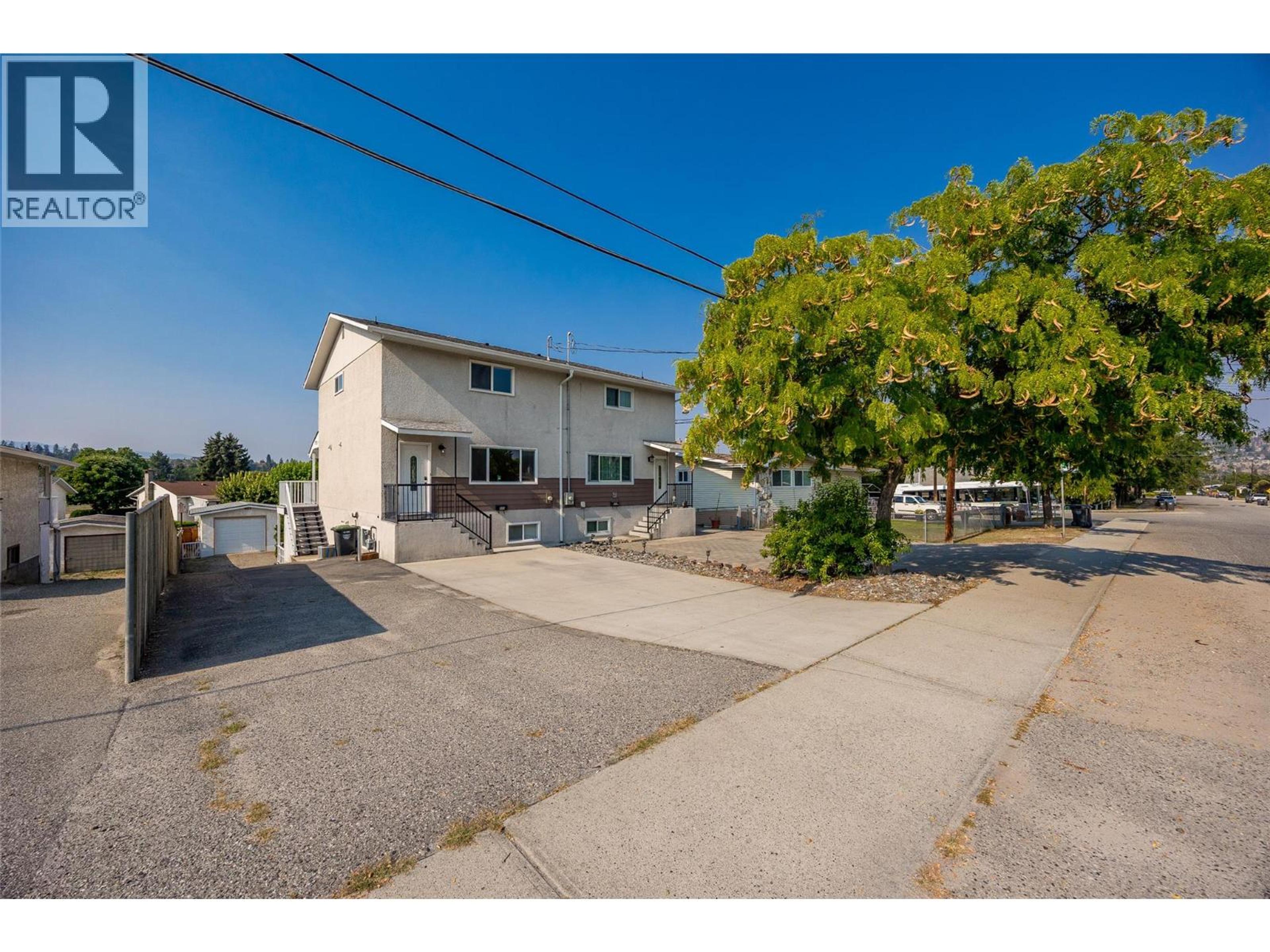 685 Hollydell Road, Kelowna - Exteriors - Photo 6