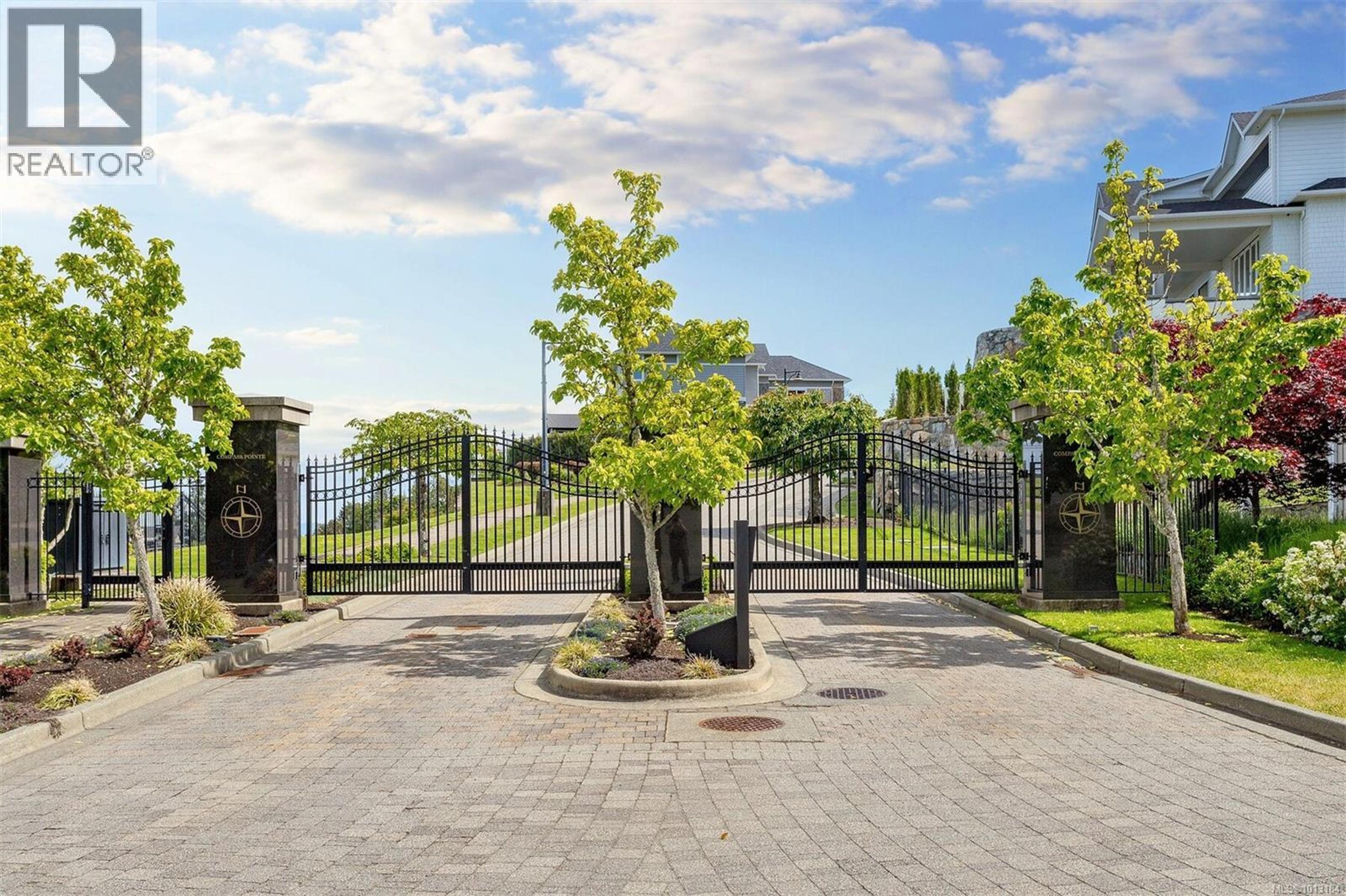 2259 Compass Pointe Pl, Langford - Exteriors - Photo 2