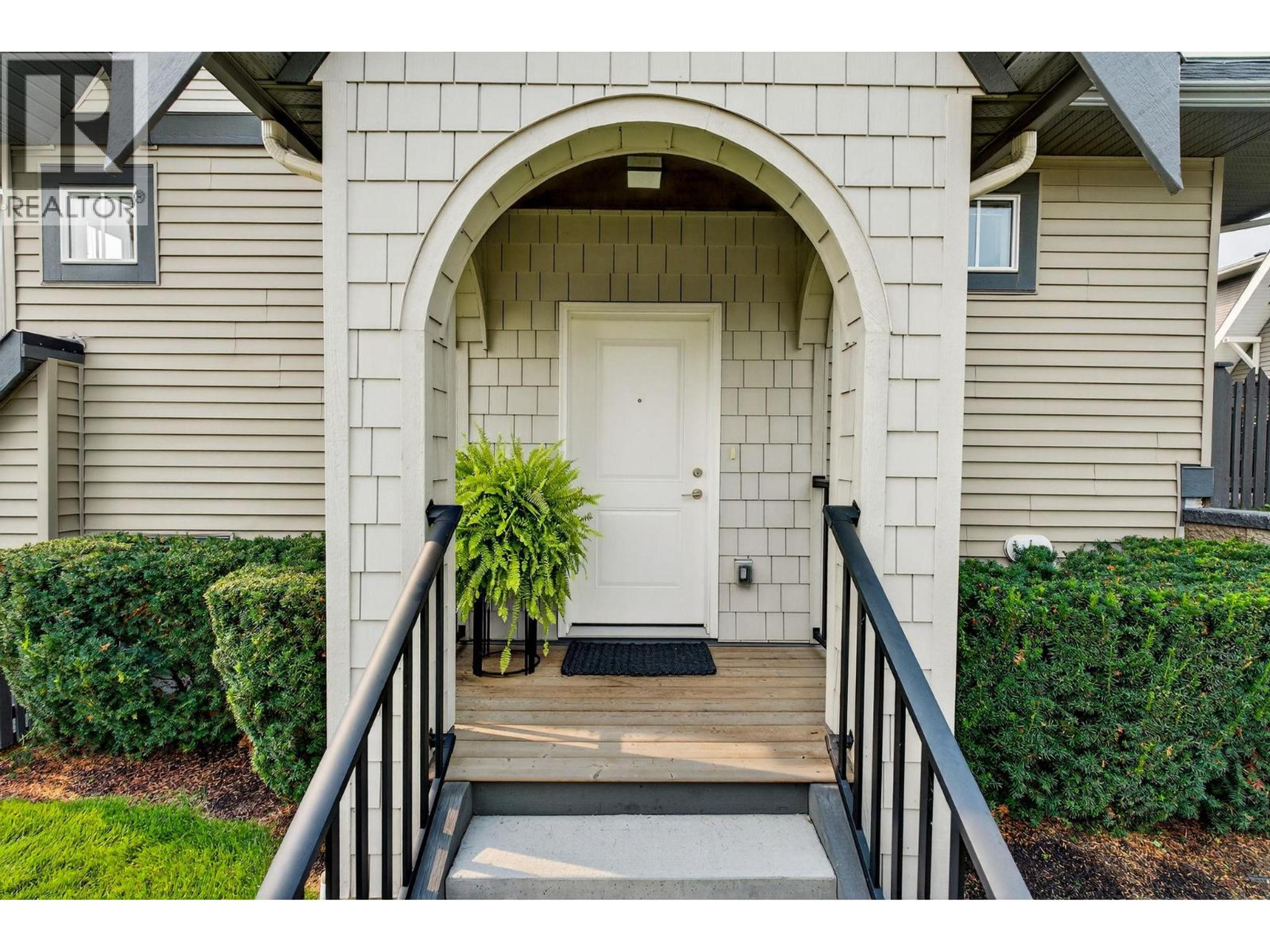 680 Old Meadows Road, Kelowna - Exteriors - Photo 16