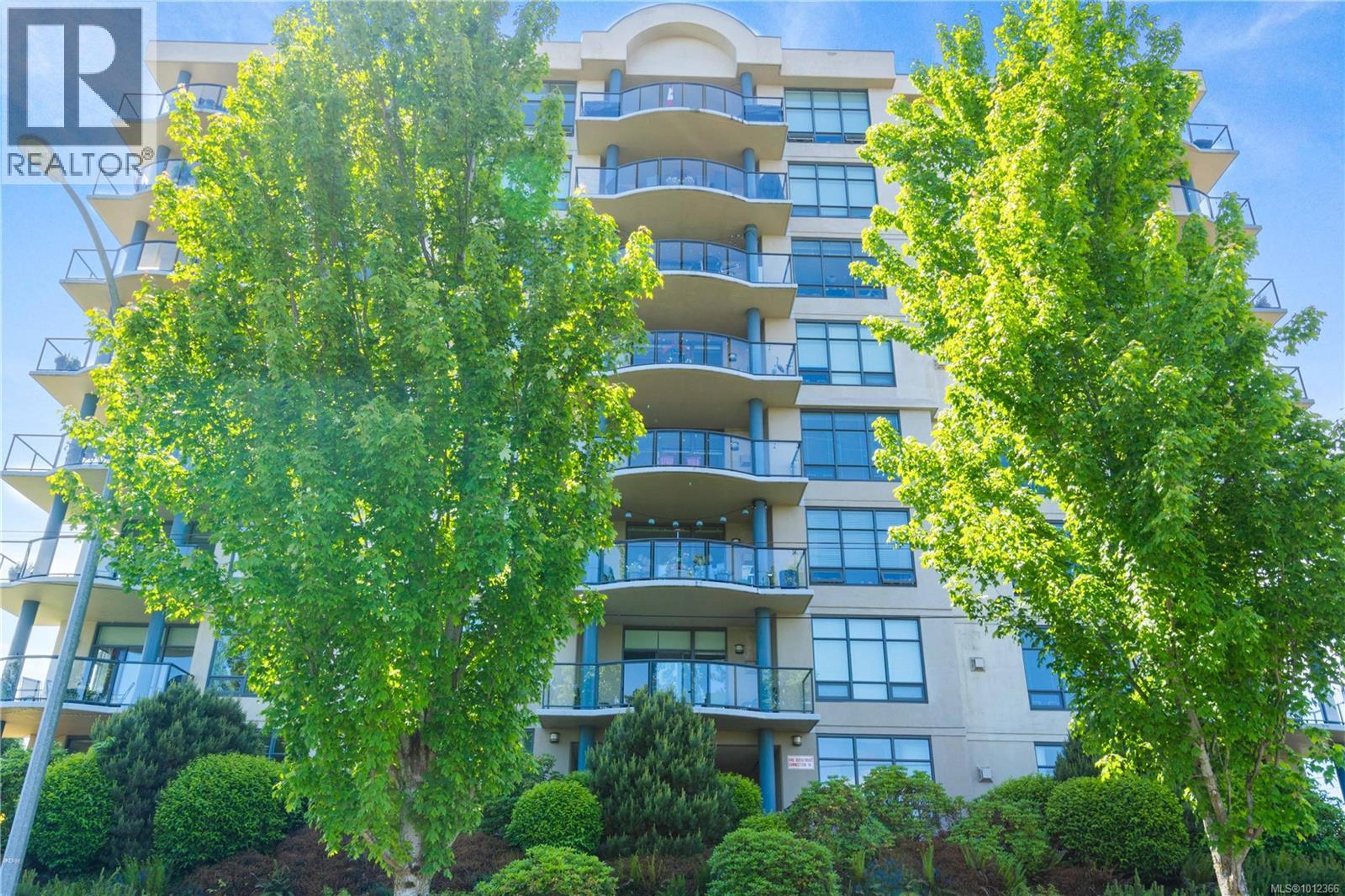 225 Rosehill St, Nanaimo - Exteriors - Full Complex View - Photo 9